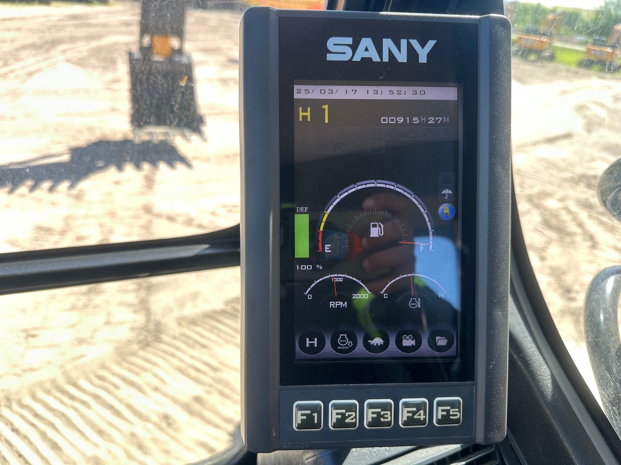 2021 SANY SY265C LR Photo 9 Thumbnail