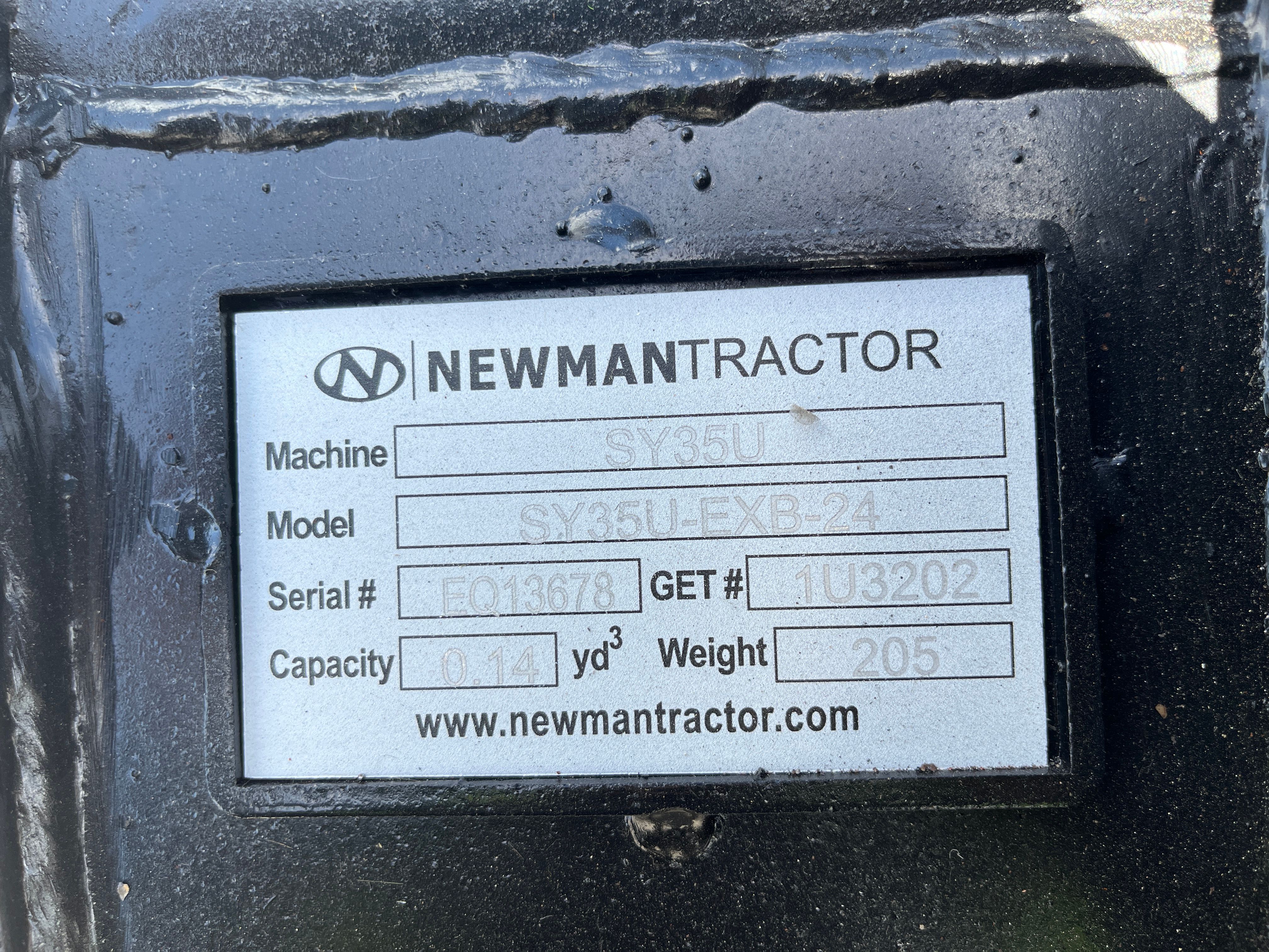 24" BUCKET FOR SY35U Photo 5 Thumbnail