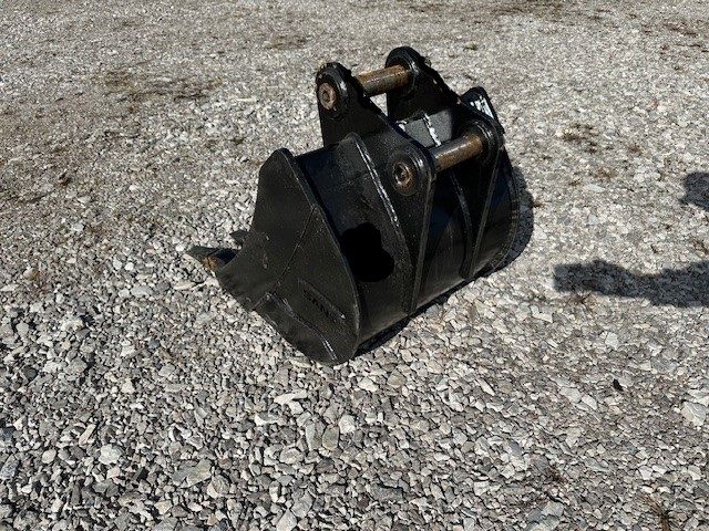 24" BUCKET FOR SY60C Photo 4 Thumbnail