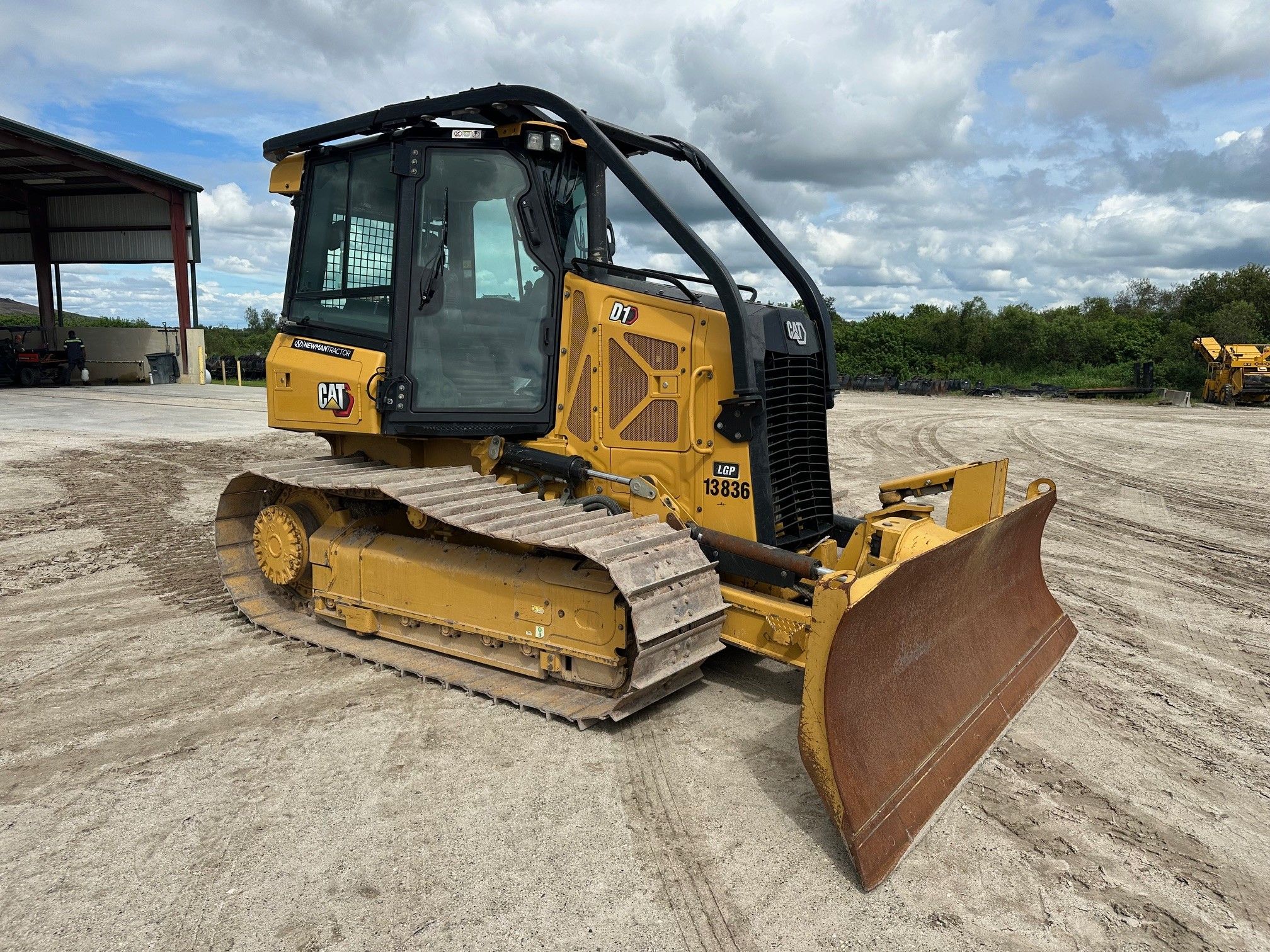 2022 CAT D1 Photo 6 Thumbnail