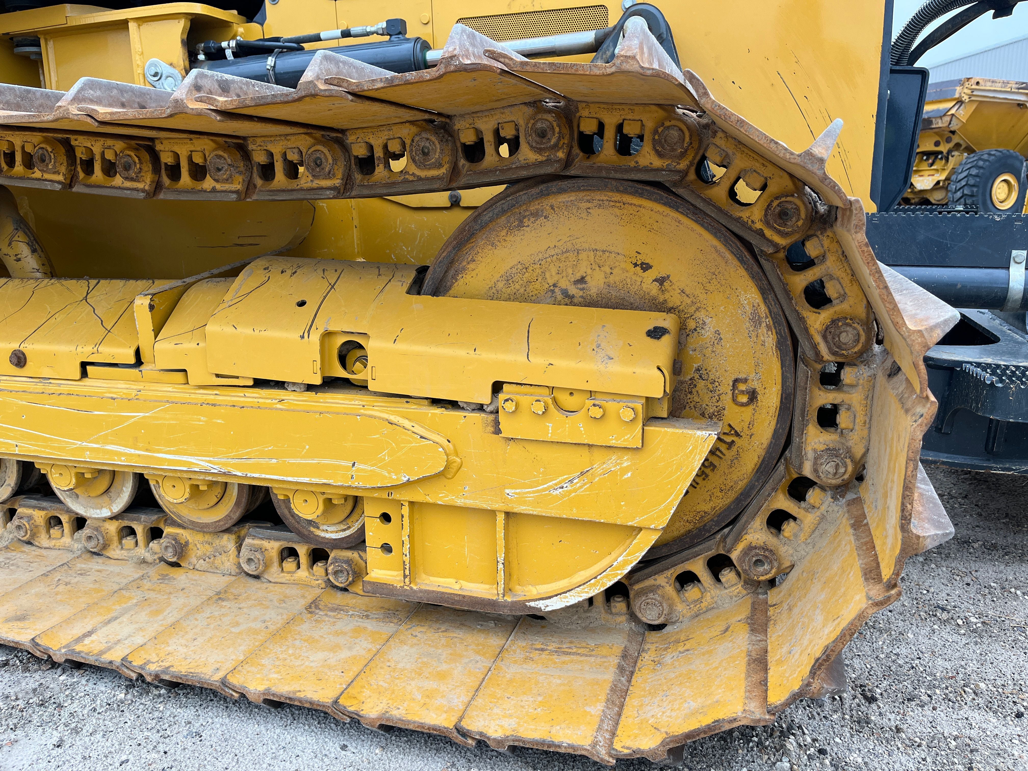 2023 JOHN DEERE 650 P-TIER Photo 17 Thumbnail