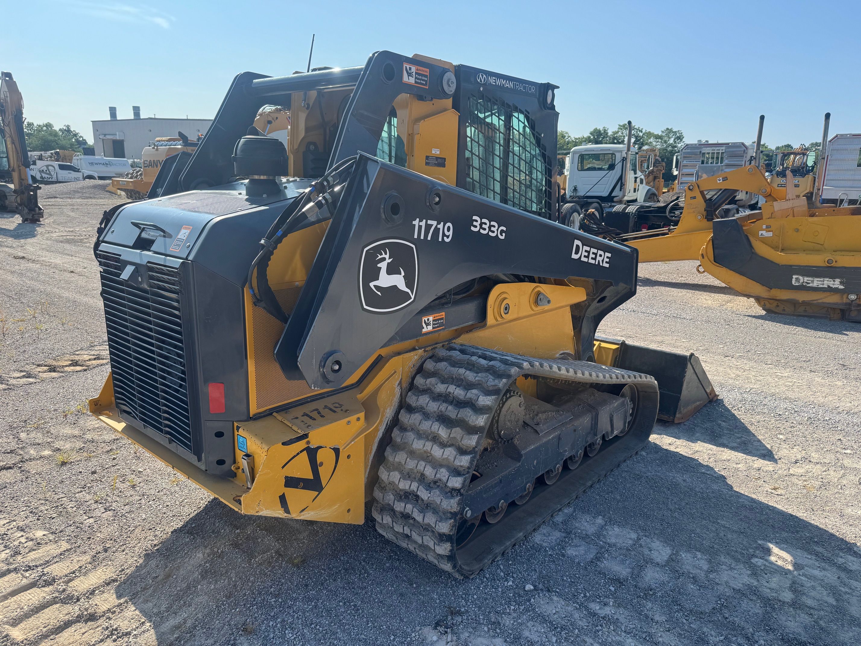 2024 JOHN DEERE 333G Photo 3 Thumbnail