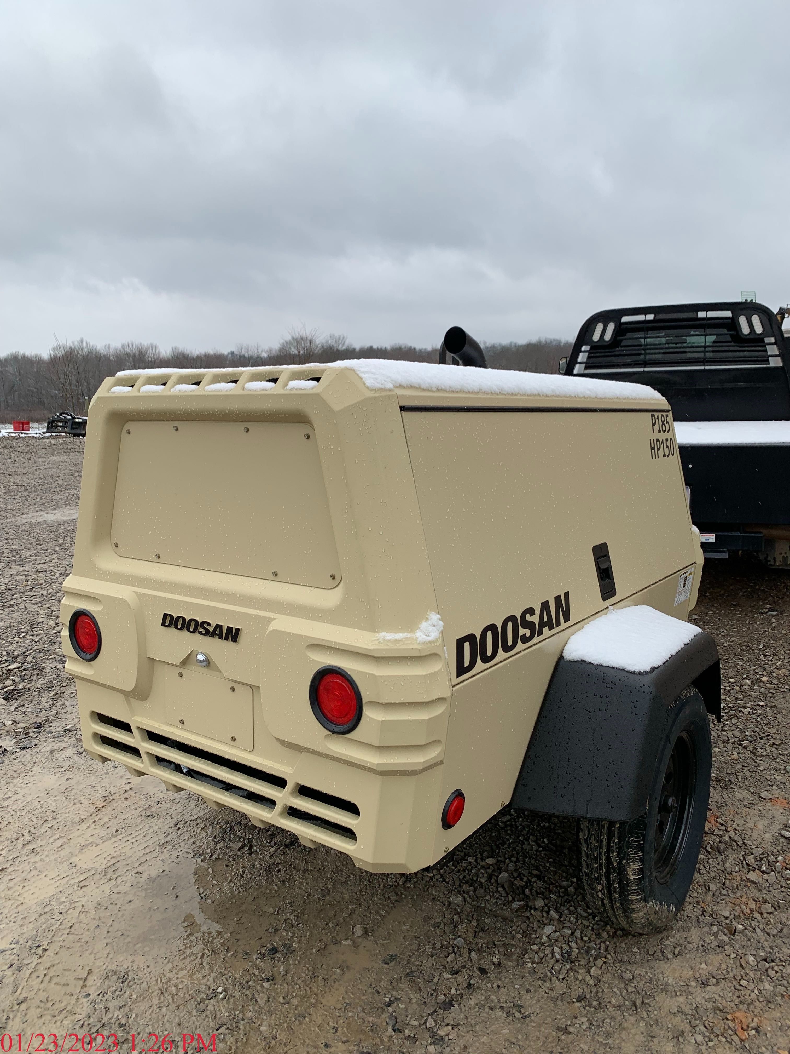 2023 DOOSAN P185 Photo 3 Thumbnail