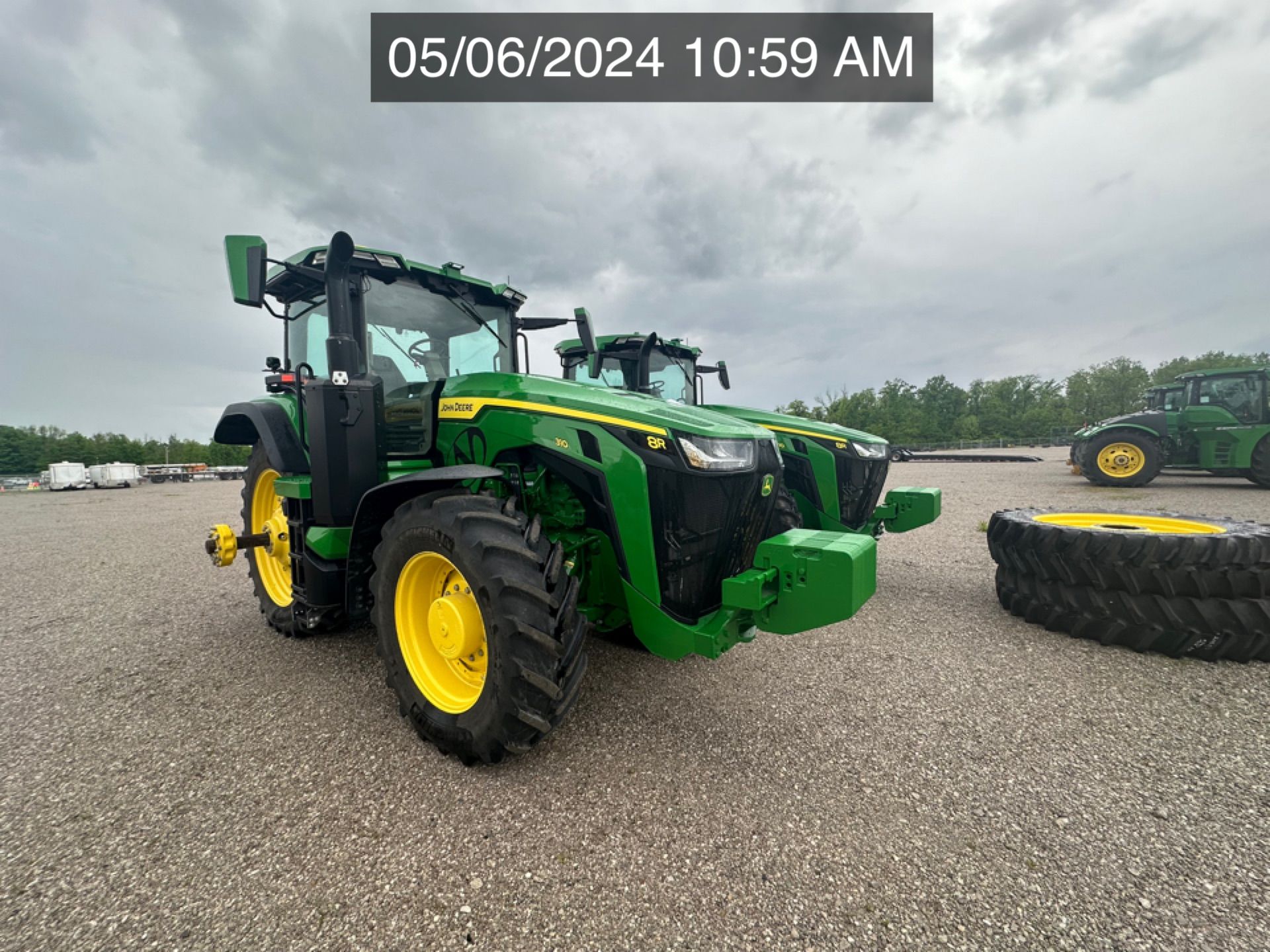 2023 JOHN DEERE 8R 310 Photo 5 Thumbnail