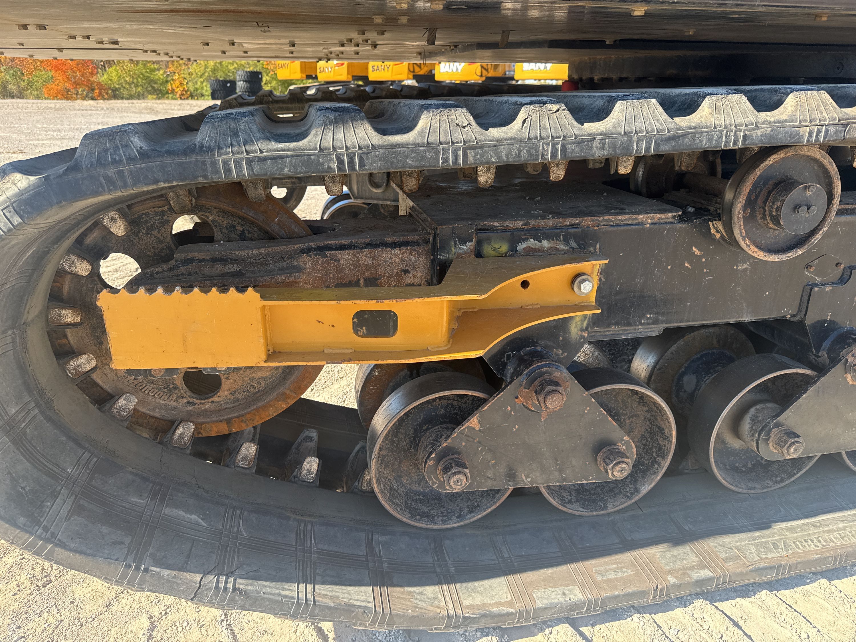 2023 MOROOKA MST 2200VDR Photo 12 Thumbnail