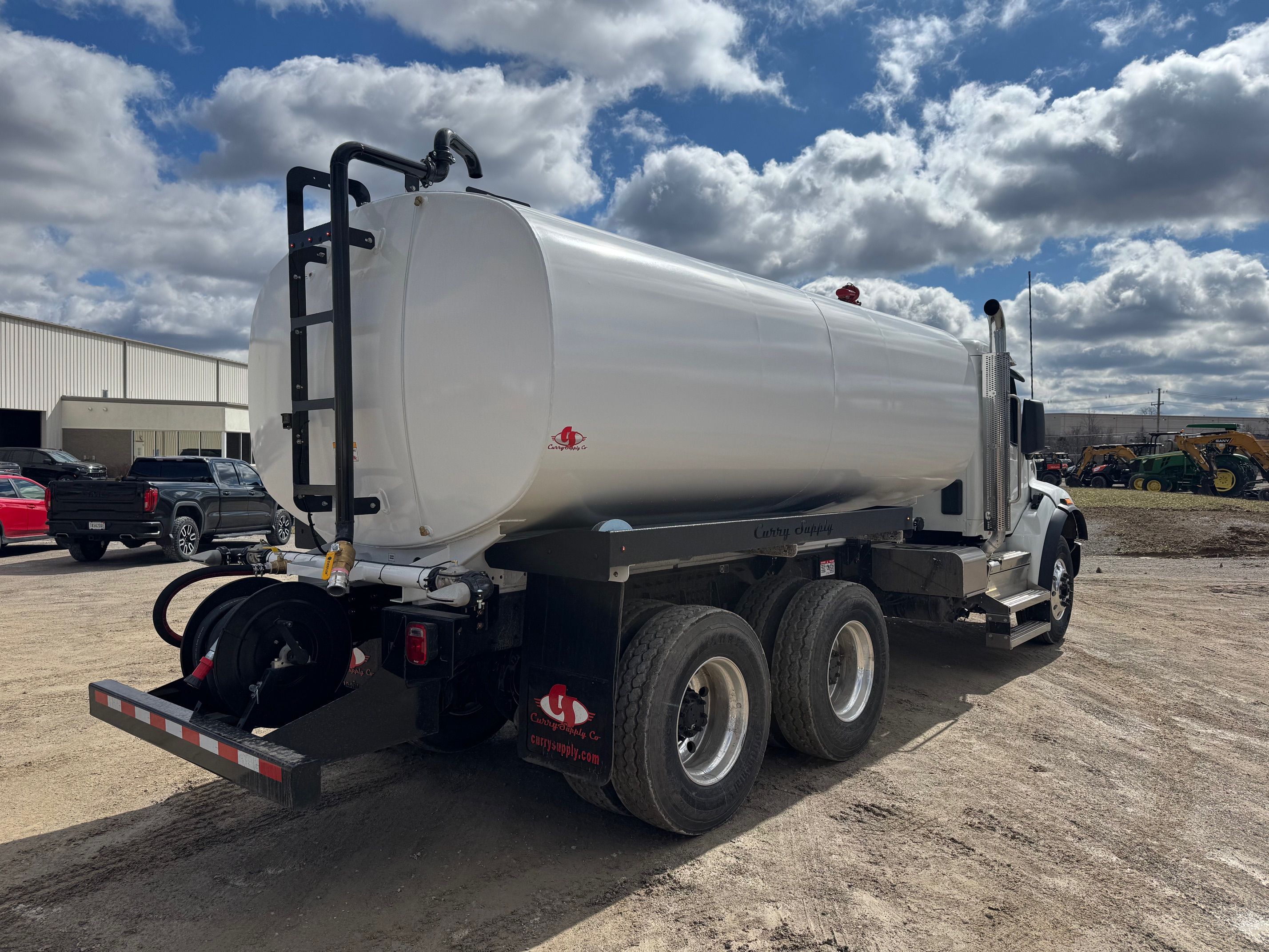 2025 PETERBILT 548 WATER Photo 3 Thumbnail