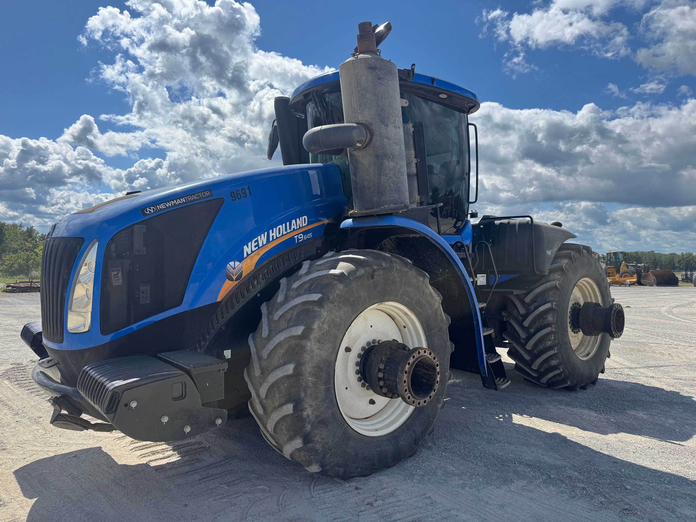 2019 NEW HOLLAND T9-645 Photo 1 Thumbnail