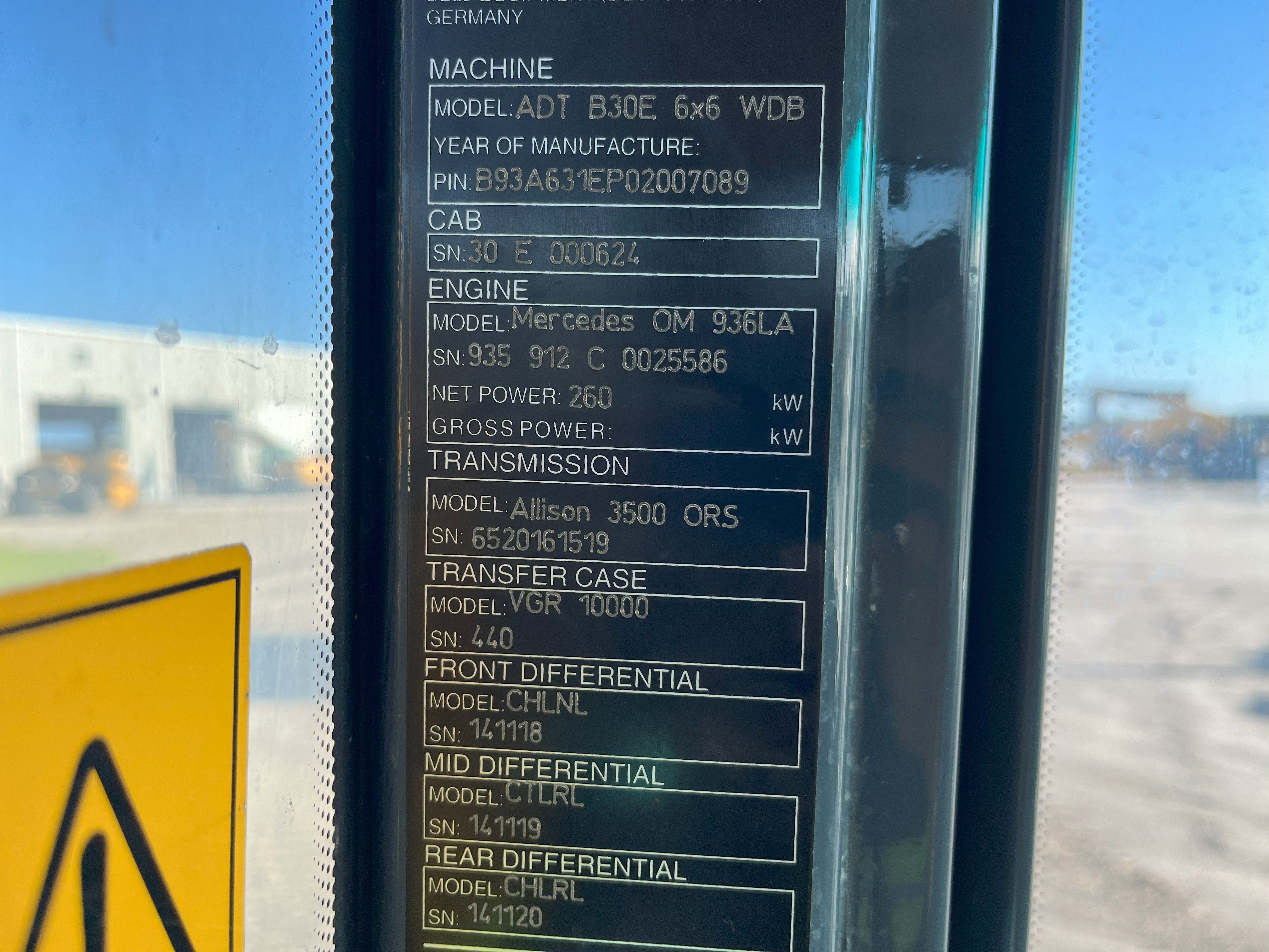 2015 BELL B30E Photo 10 Thumbnail