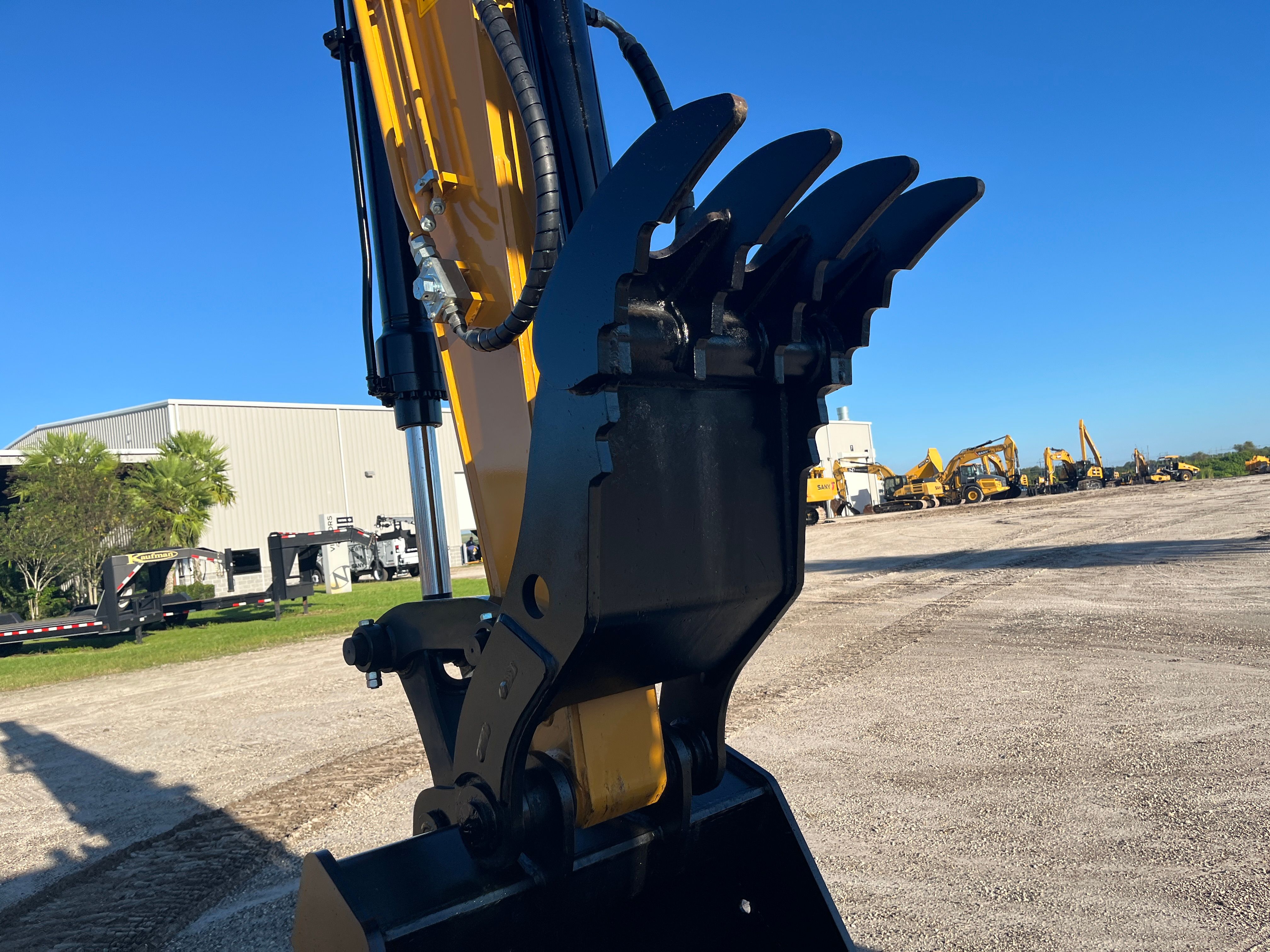 THS THUMB SHORT (NO QUICK COUPLER) FOR SY155U Photo 4 Thumbnail