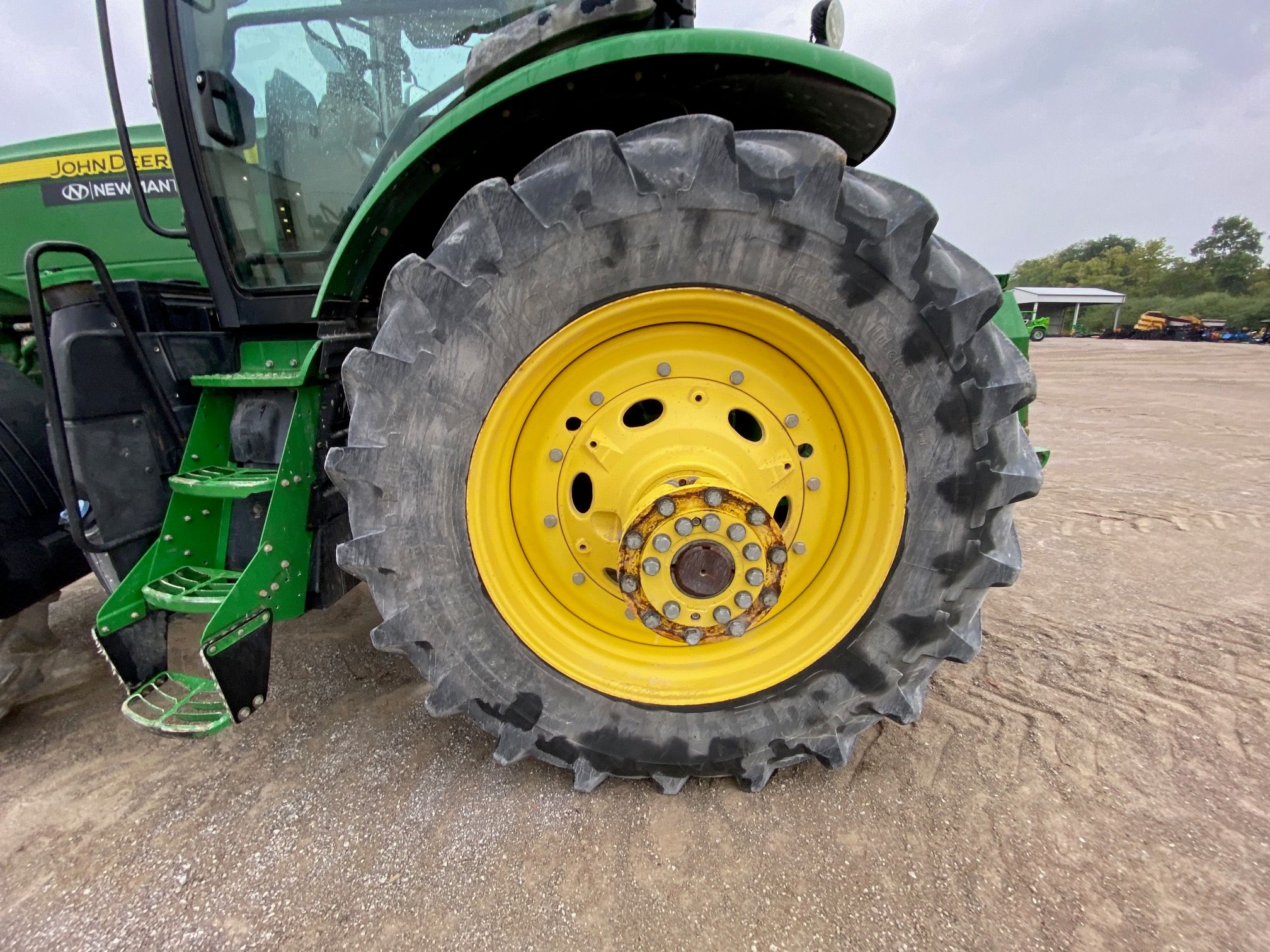 2015 JOHN DEERE 8345R Photo 7 Thumbnail