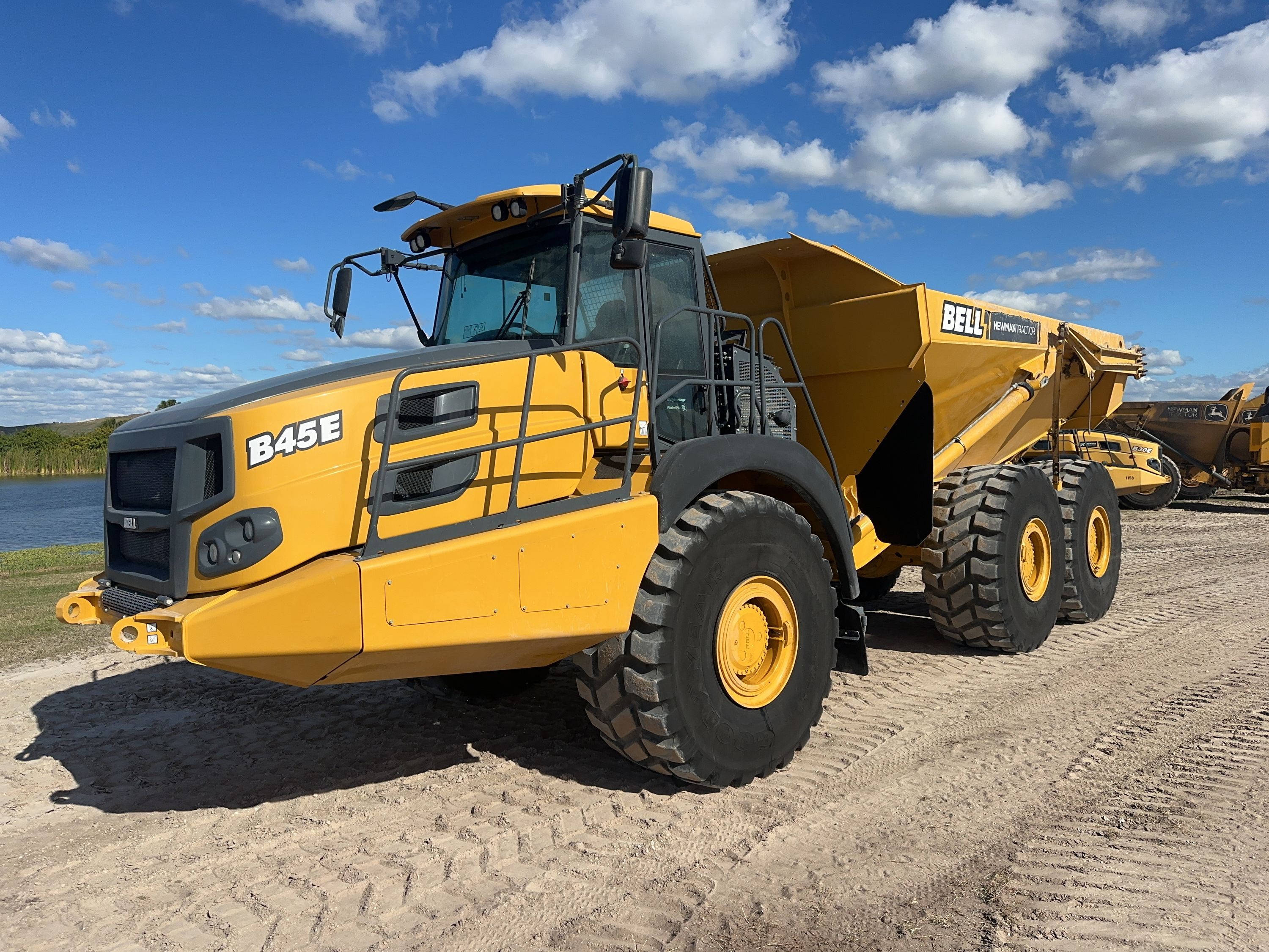 2025 BELL B45E Photo 7 Thumbnail