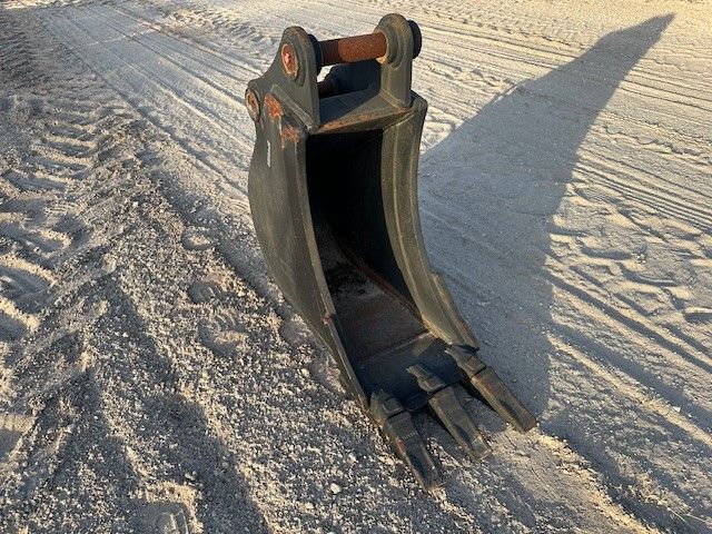 12" BUCKET FOR SY50U Photo 4 Thumbnail