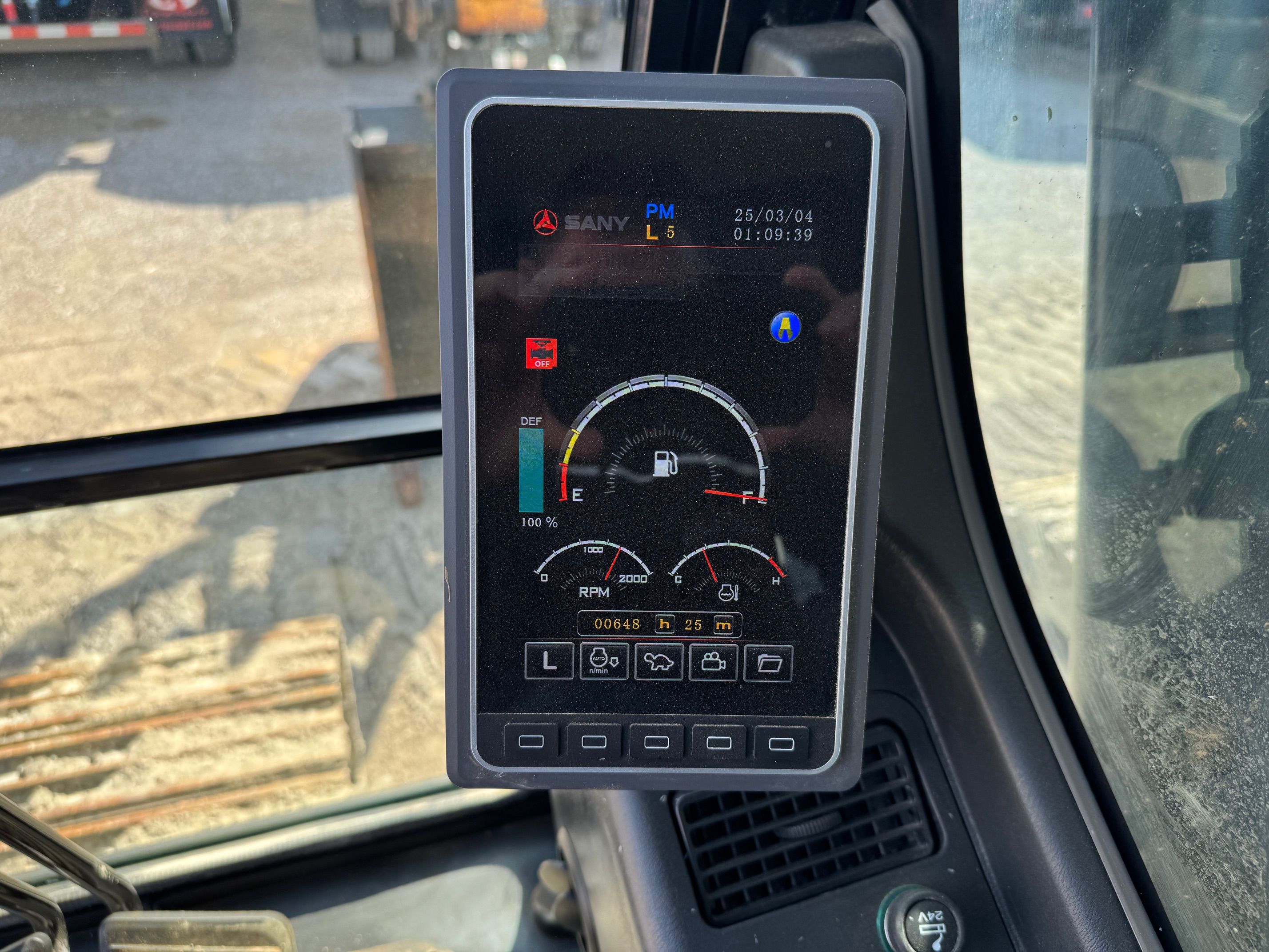 2023 SANY SY215C Photo 6 Thumbnail