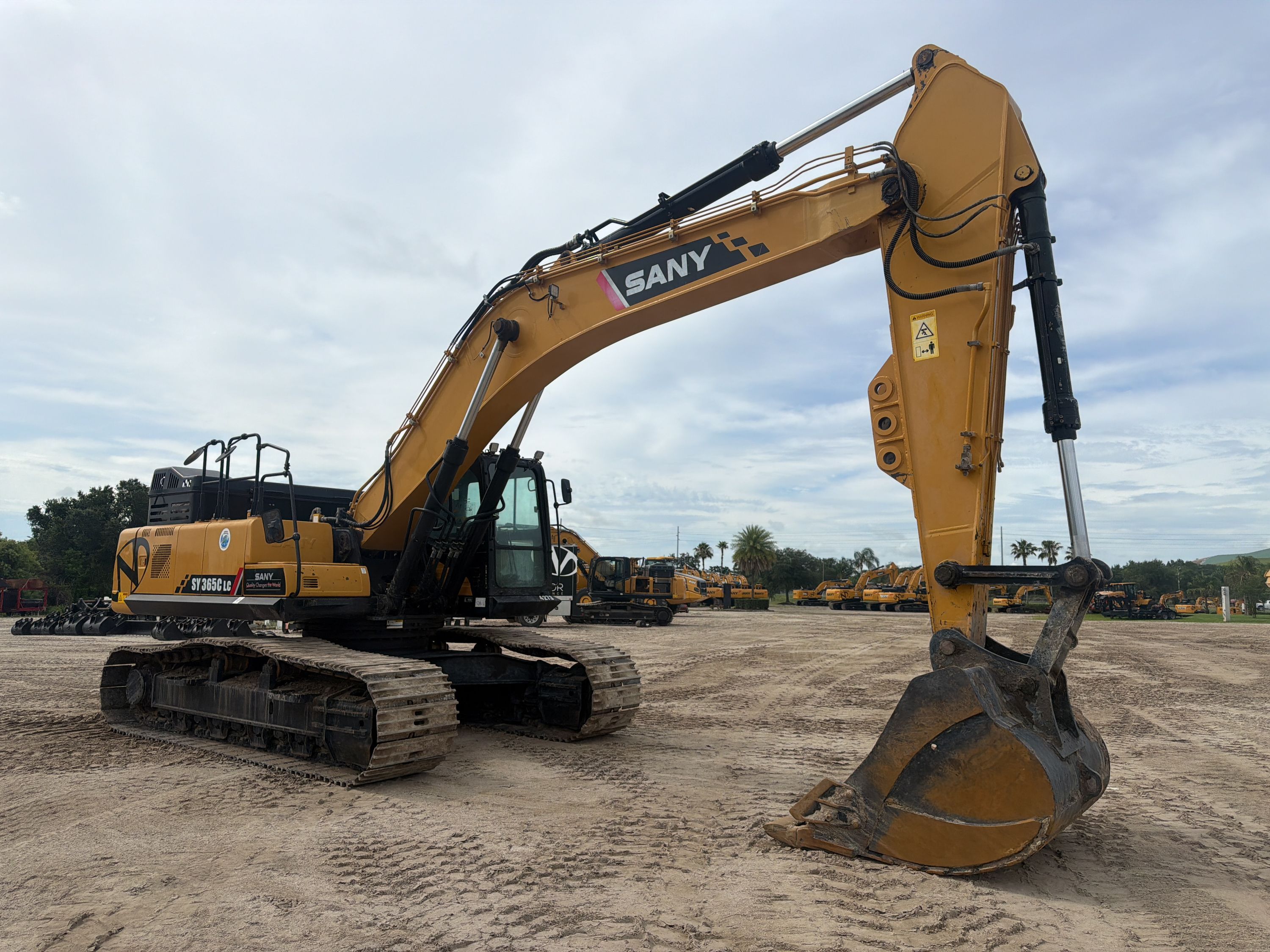 Equipment Photo - EQ4273