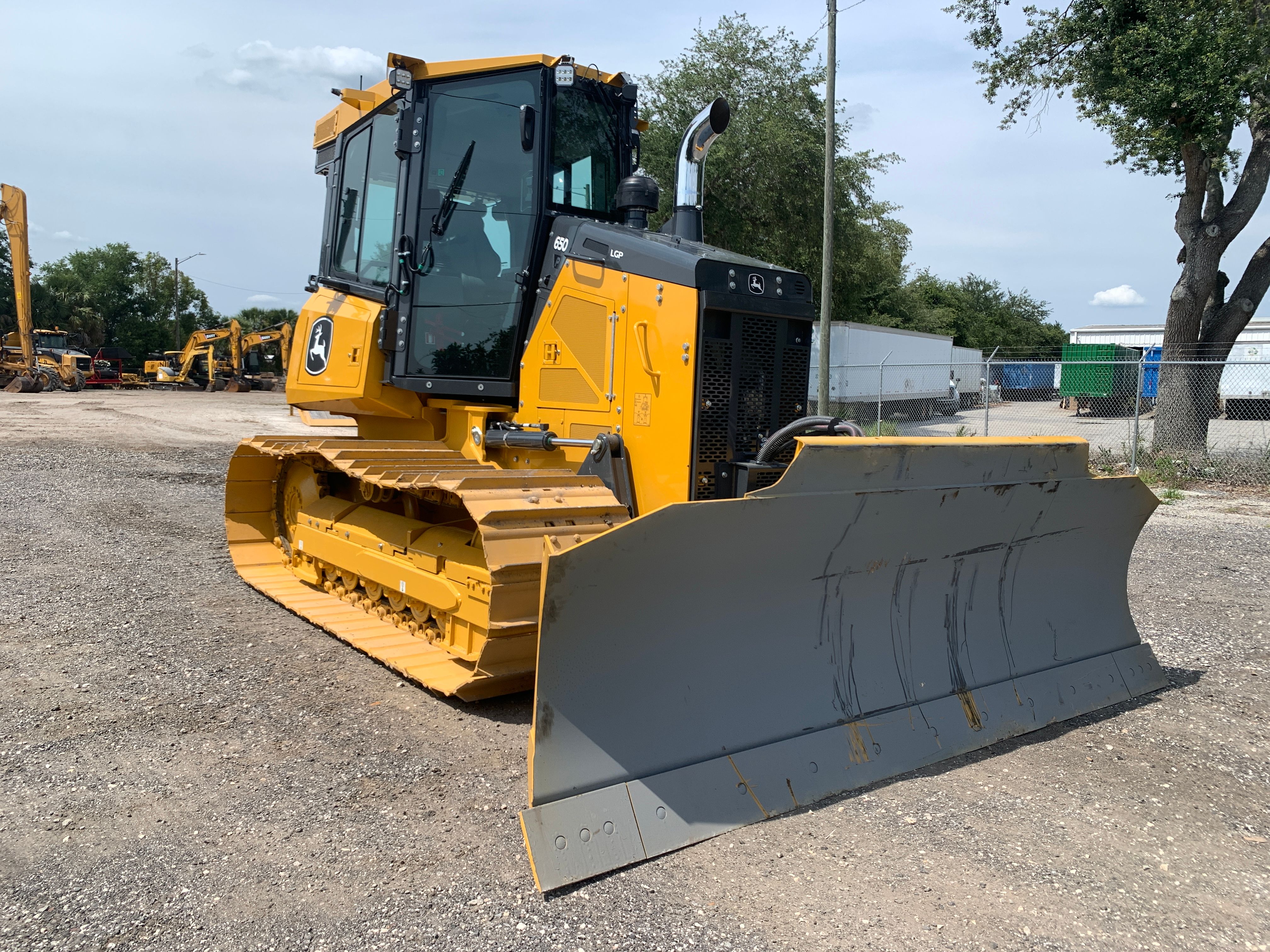 2023 JOHN DEERE 650 P-TIER Photo 6 Thumbnail