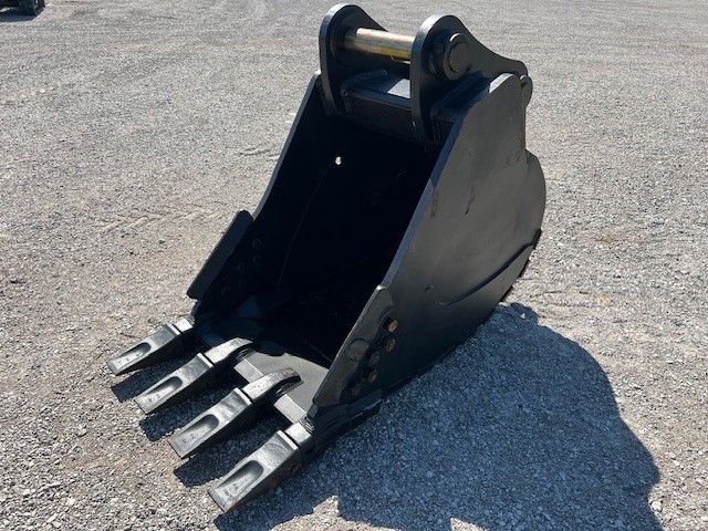 42" BUCKET FOR SY500H Photo 1 Thumbnail