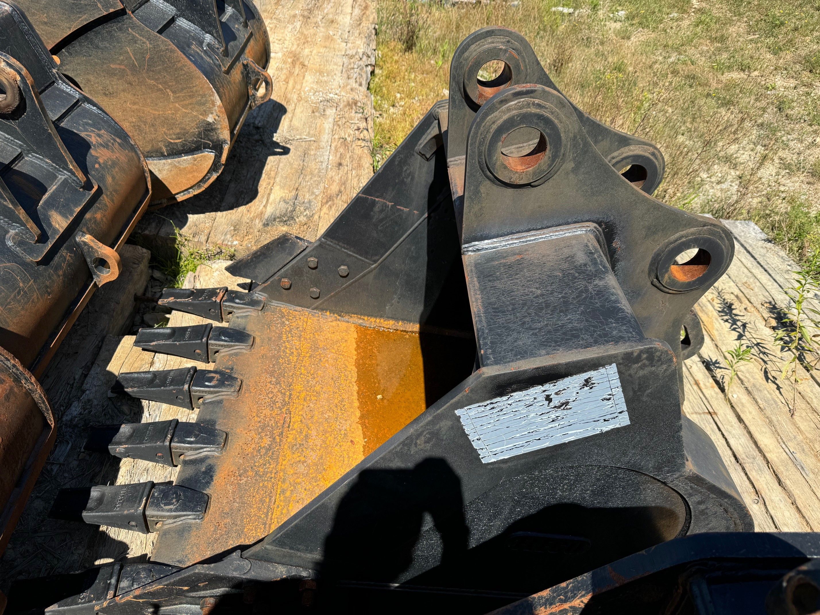 48" BUCKET FOR SY225C Photo 3 Thumbnail