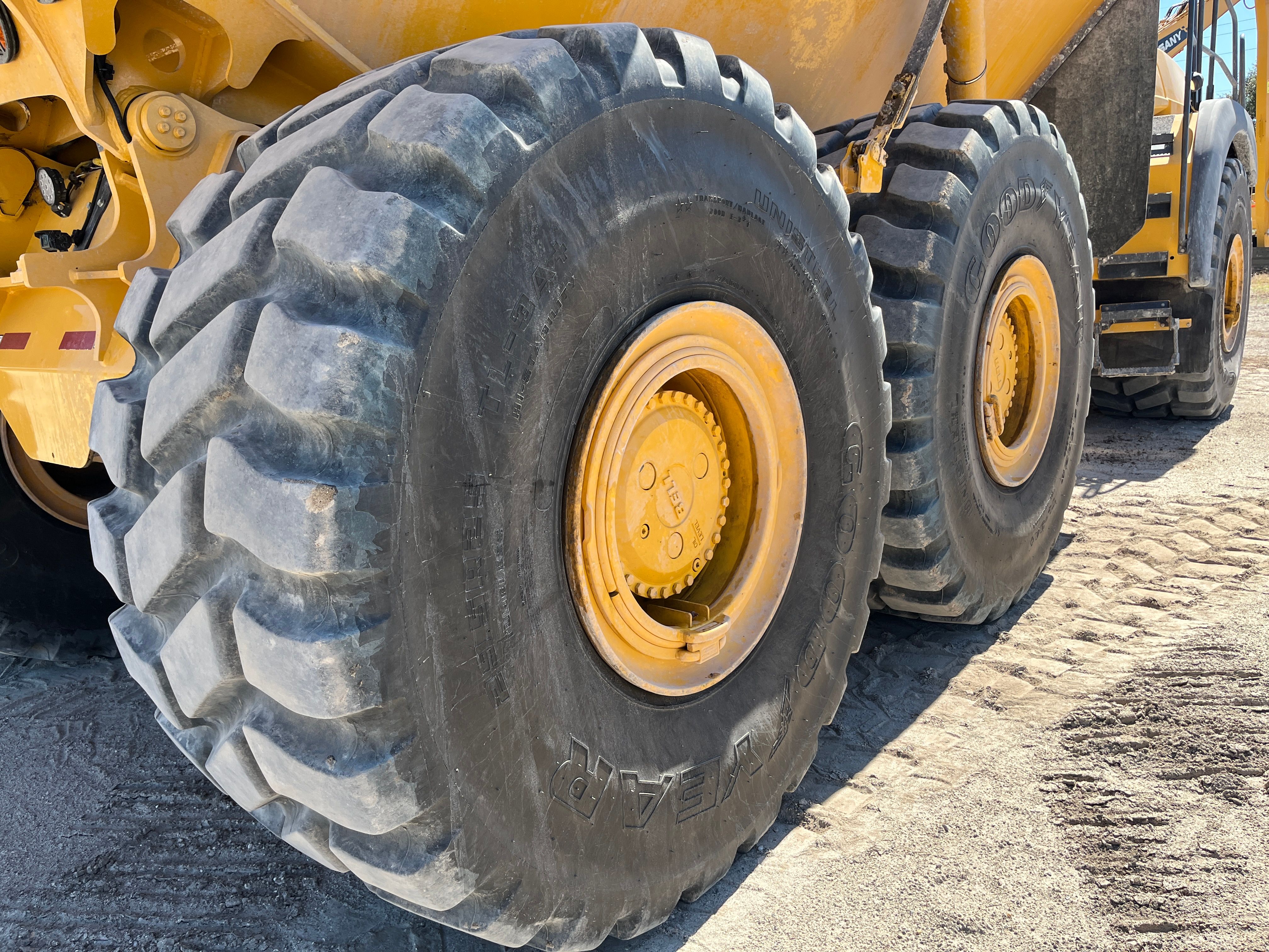 2025 BELL B45E Photo 14 Thumbnail