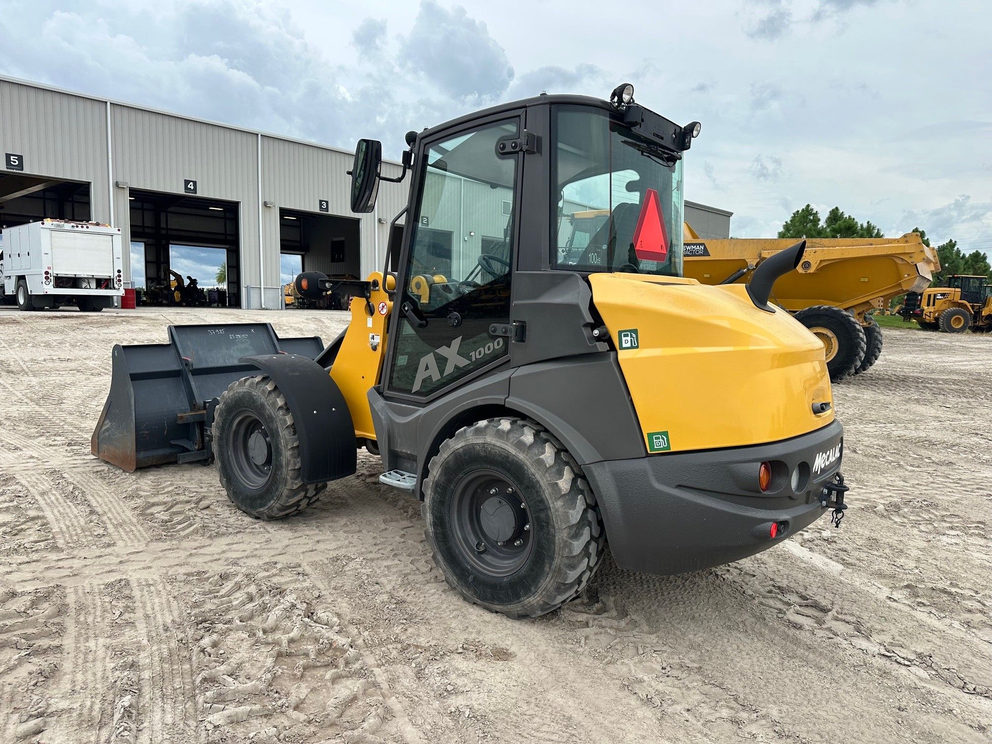 2024 MECALAC AX1000 Photo 3 Thumbnail