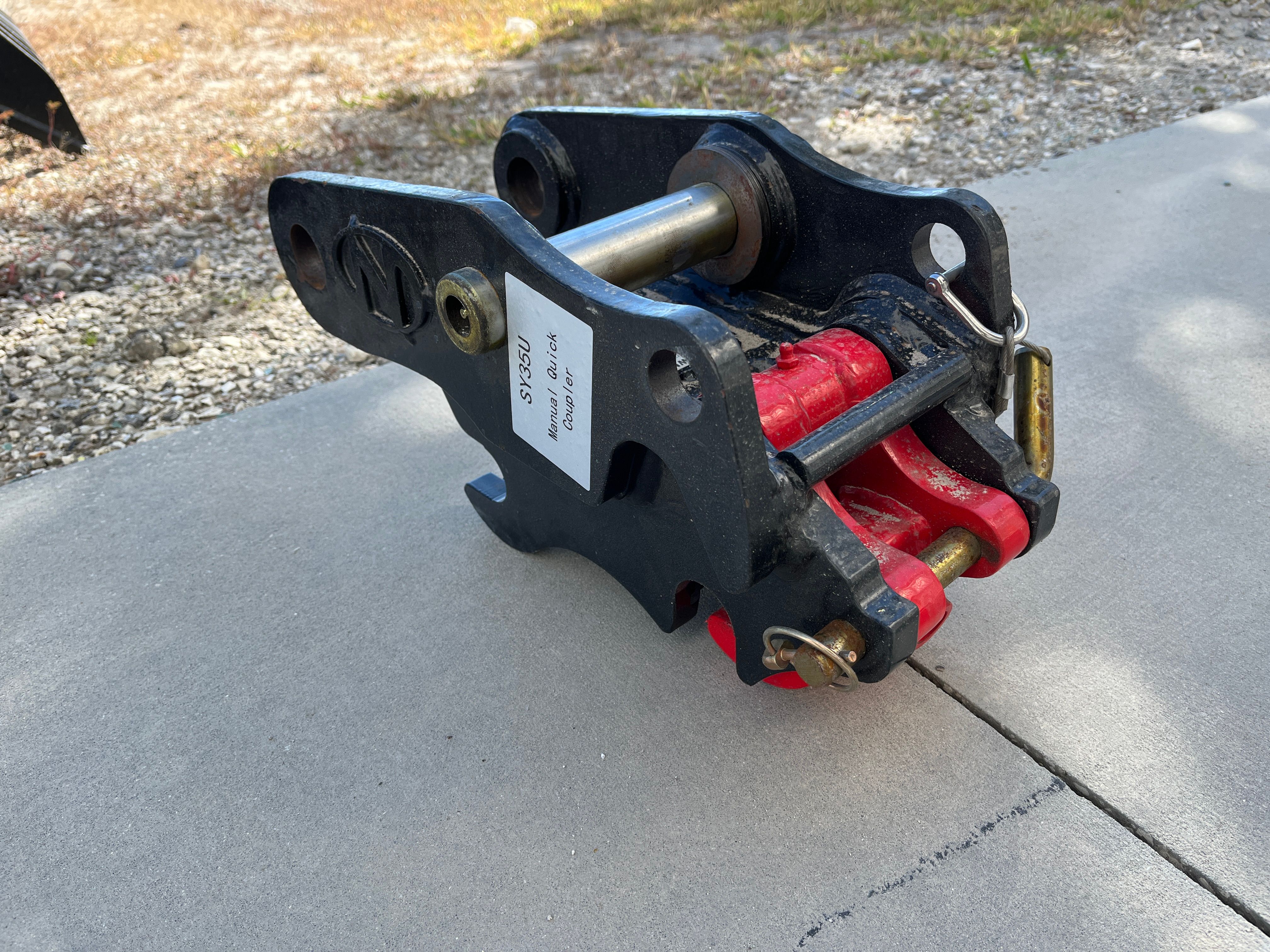 QCM MANUAL QUICK COUPLER FOR SY35U Photo 2 Thumbnail