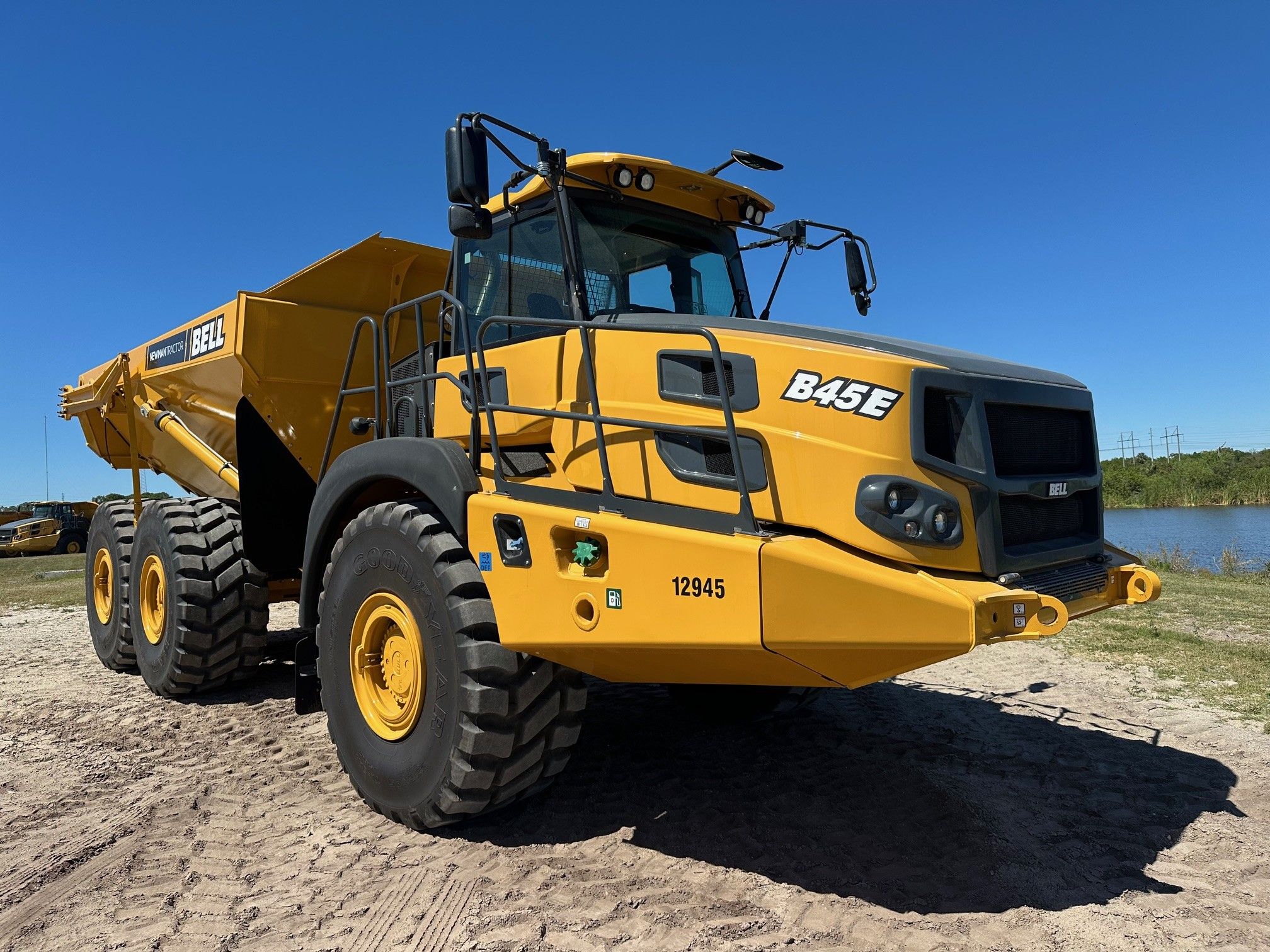 2025 BELL B45E Photo 6 Thumbnail