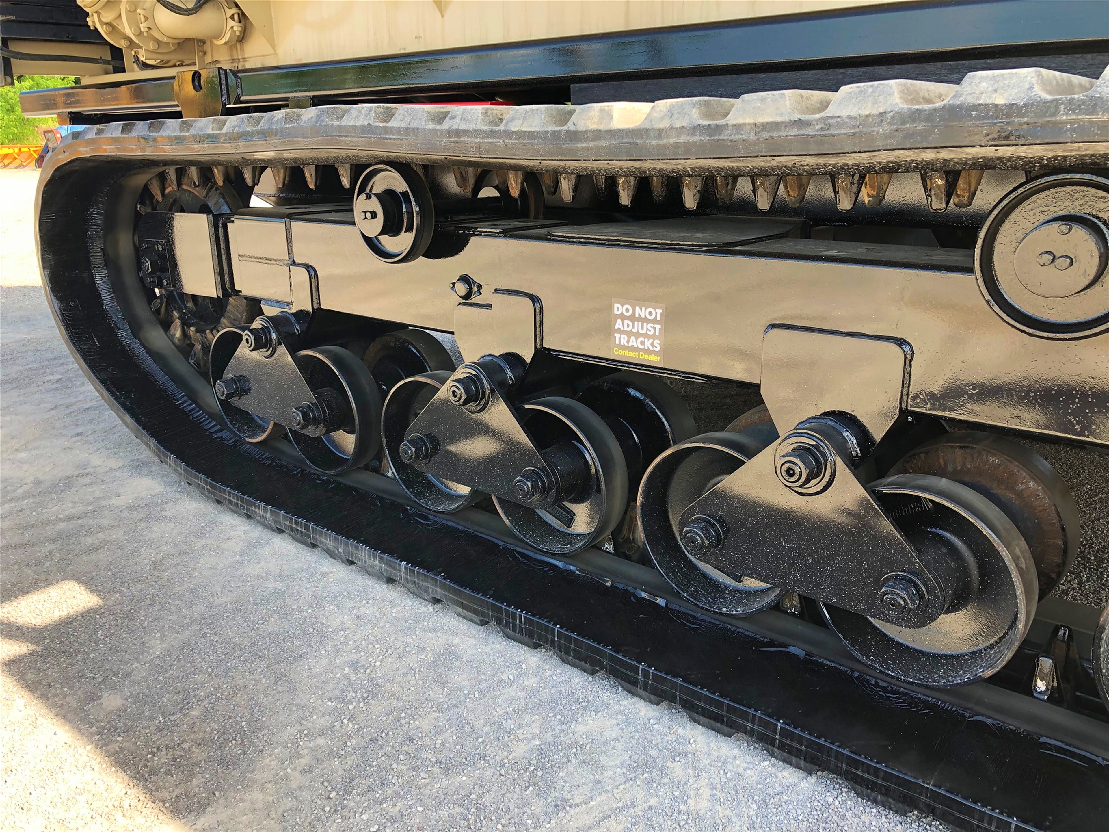 2014 MOROOKA MST 2200VD Photo 6 Thumbnail