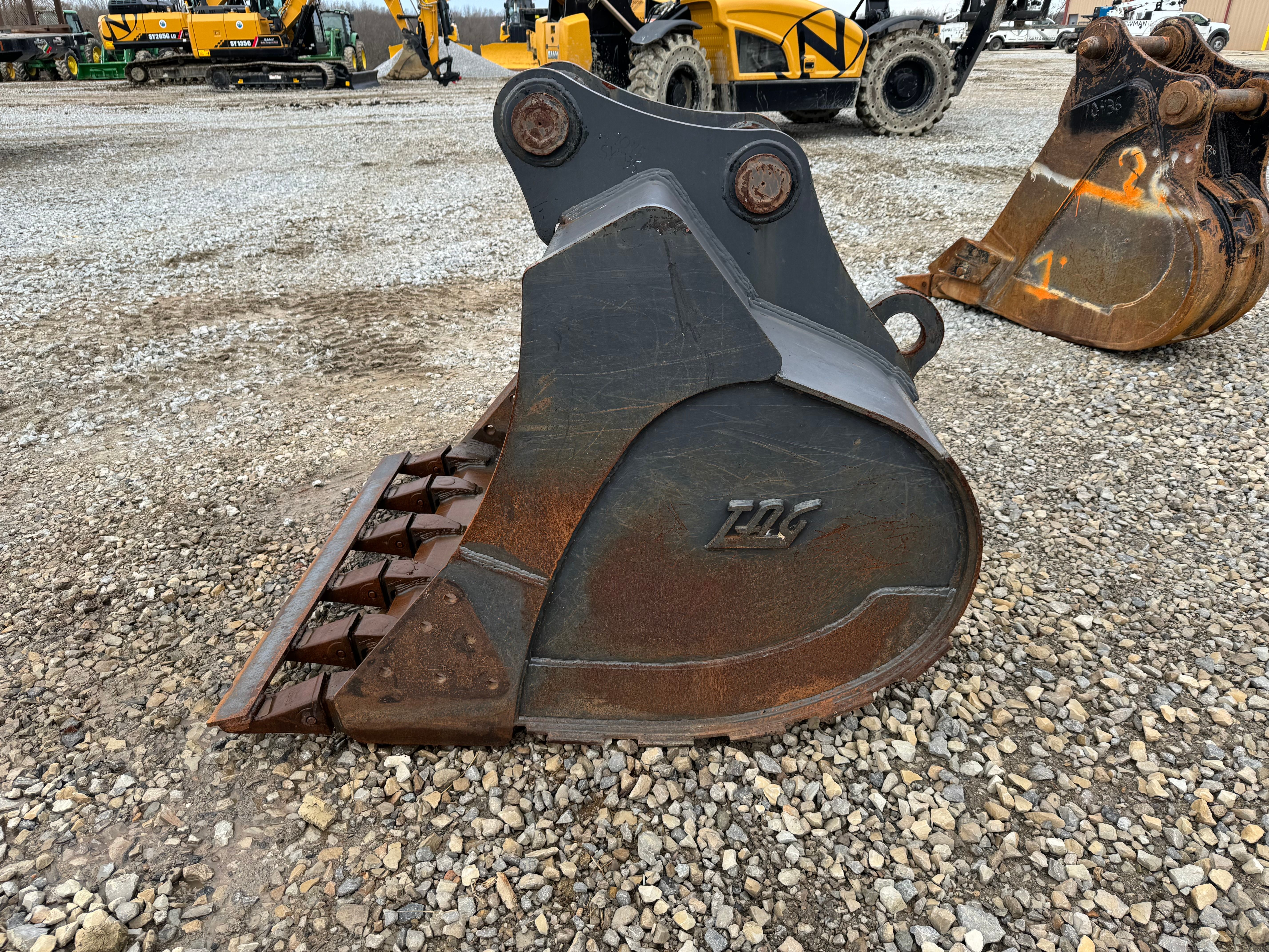 54" BUCKET FOR SY235C Photo 1 Thumbnail