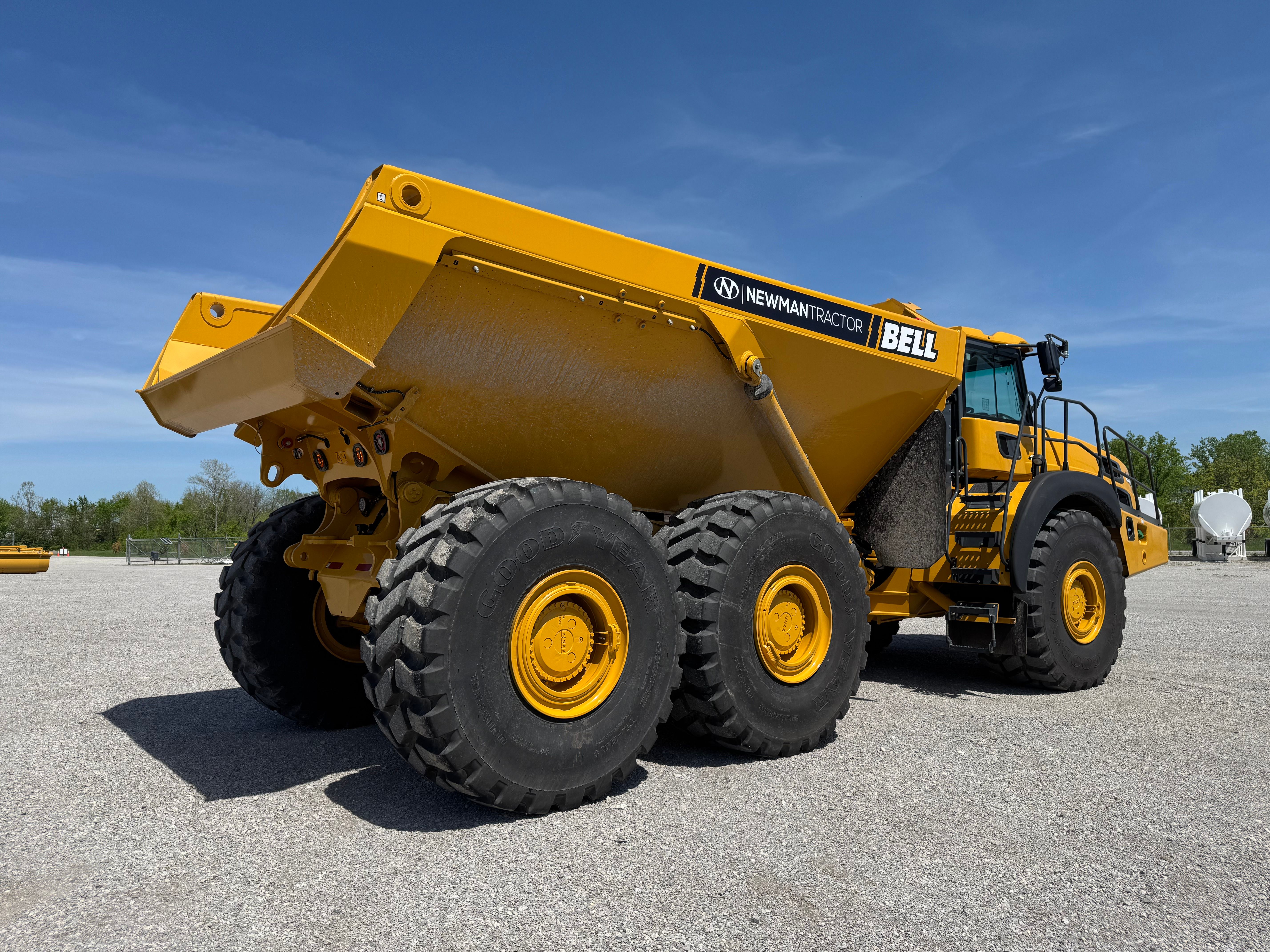 2025 BELL B45E Photo 8 Thumbnail