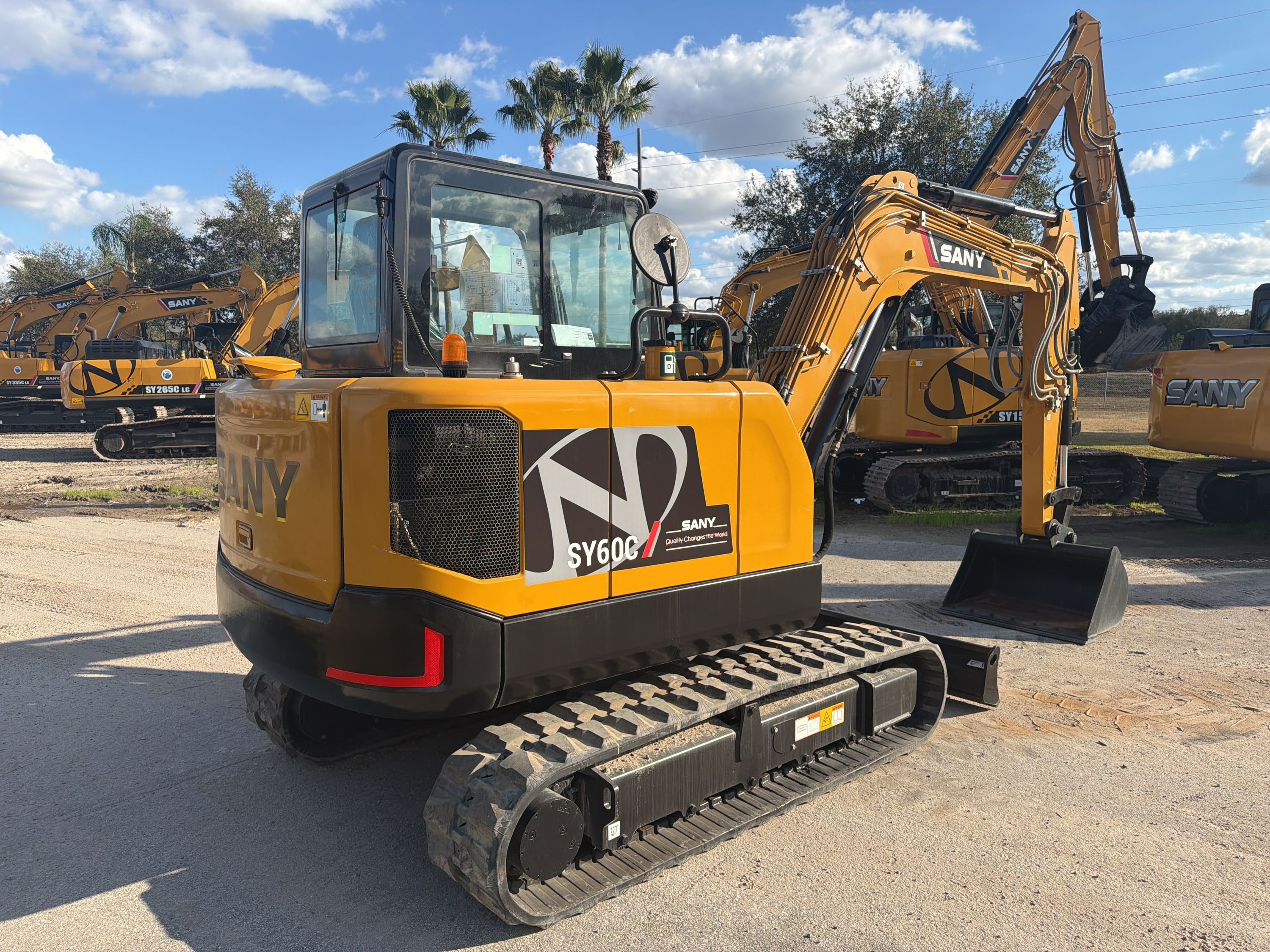 Equipment Photo - EQ14051 Thumbnail