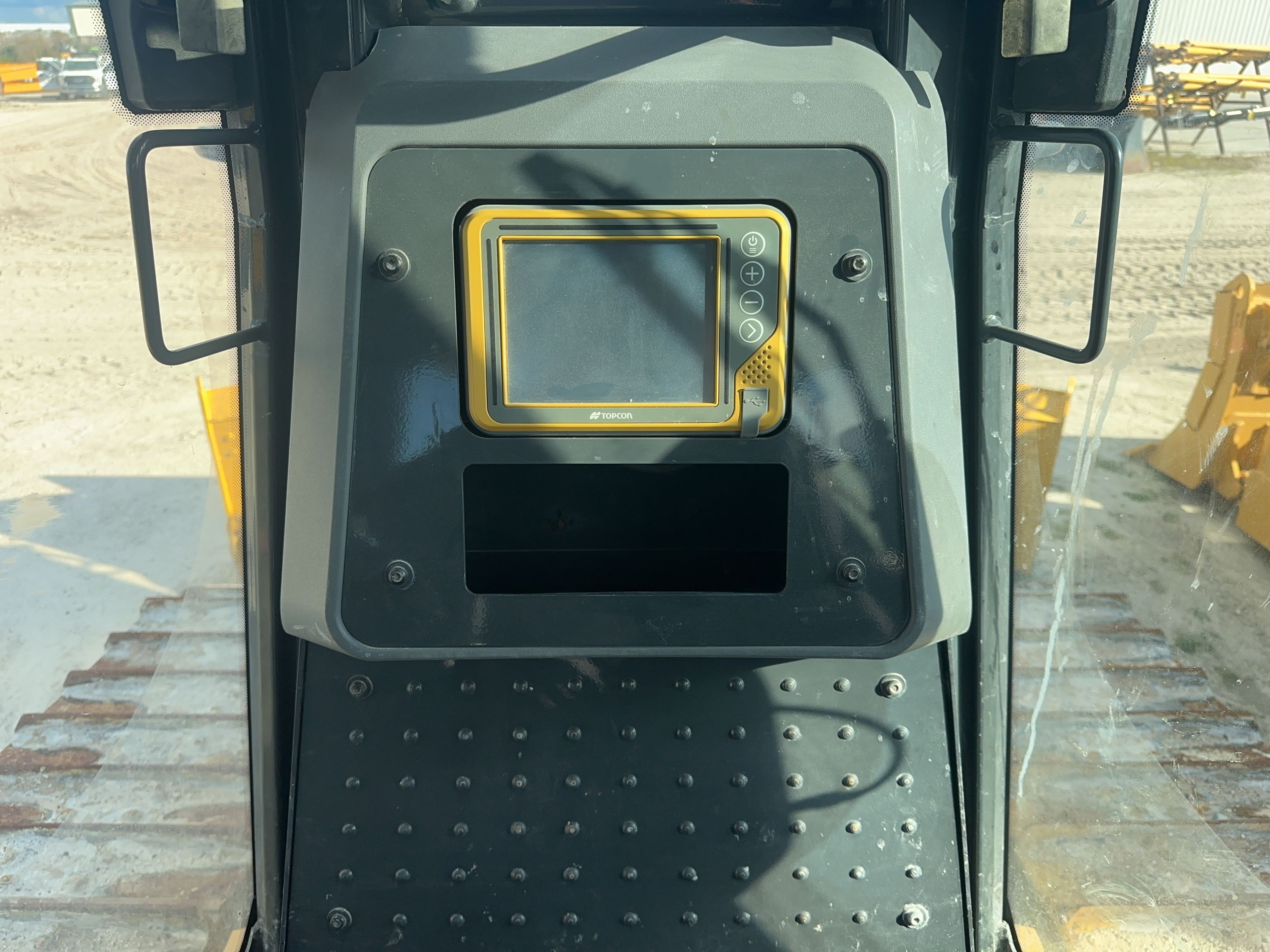 2023 JOHN DEERE 850L WLT Photo 21 Thumbnail