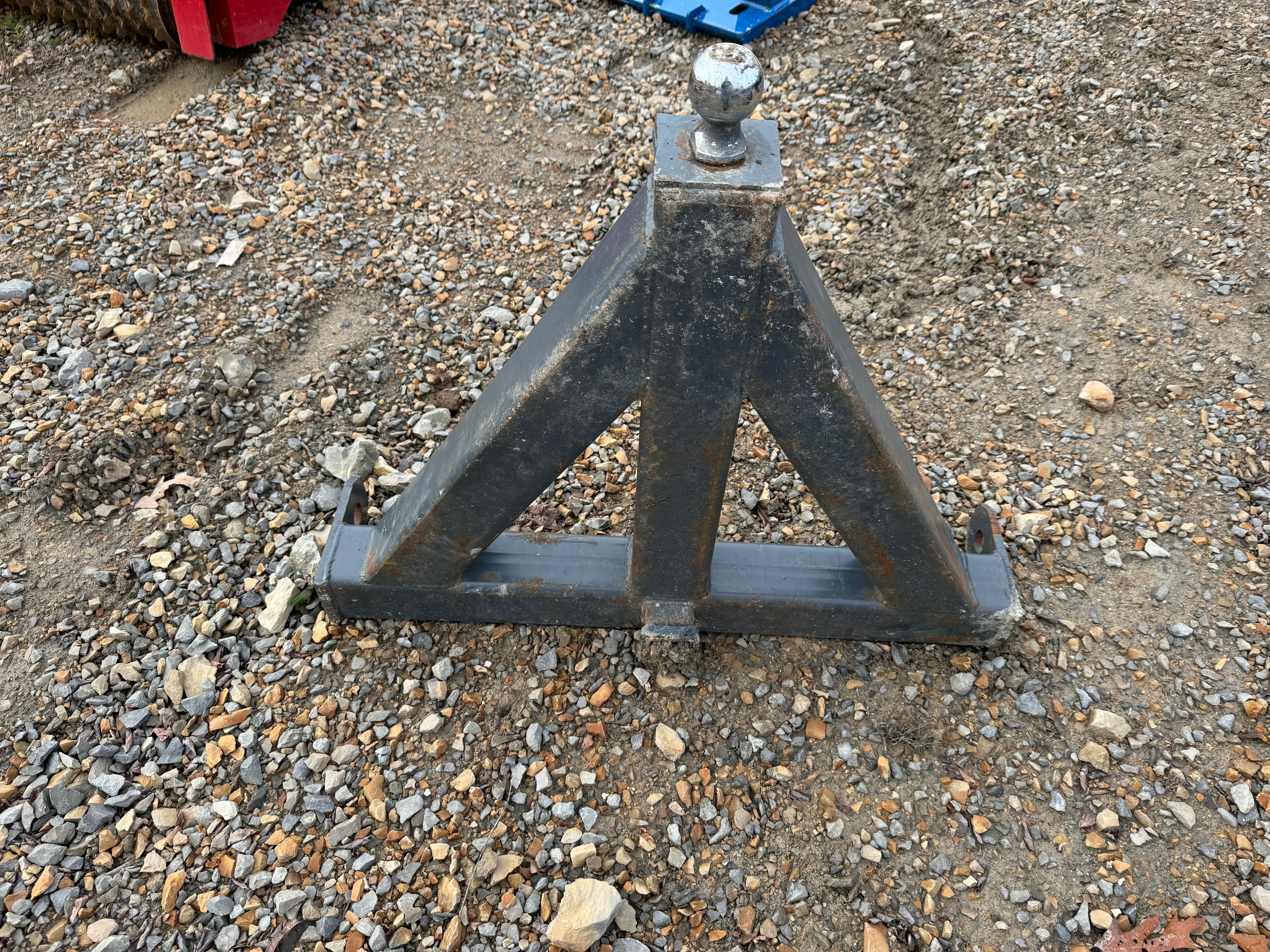 GEN Y 3 POINT TRACTOR HITCH FOR GOOSNECK Photo 1 Thumbnail