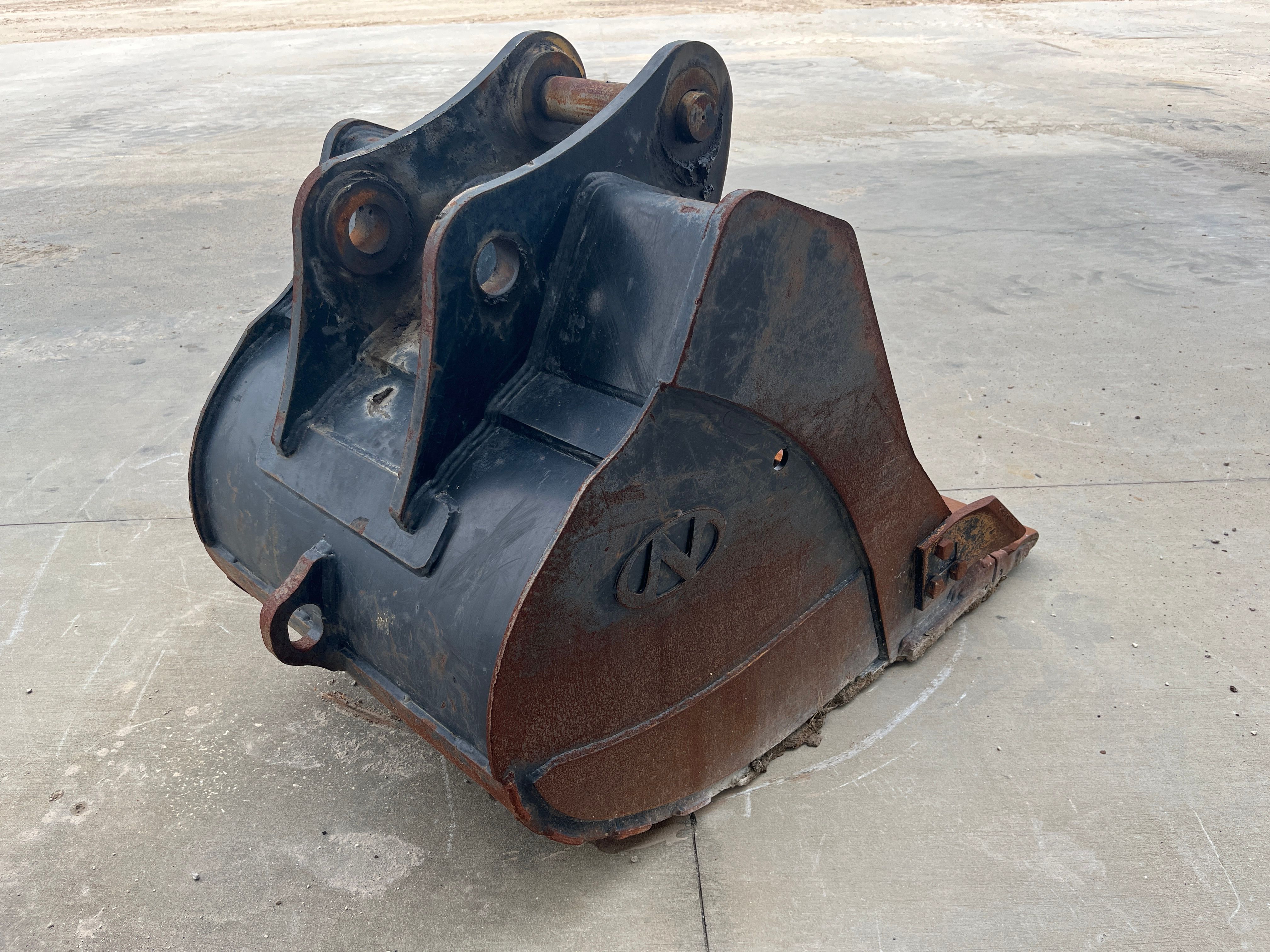 36" BUCKET FOR SY155U Photo 3 Thumbnail