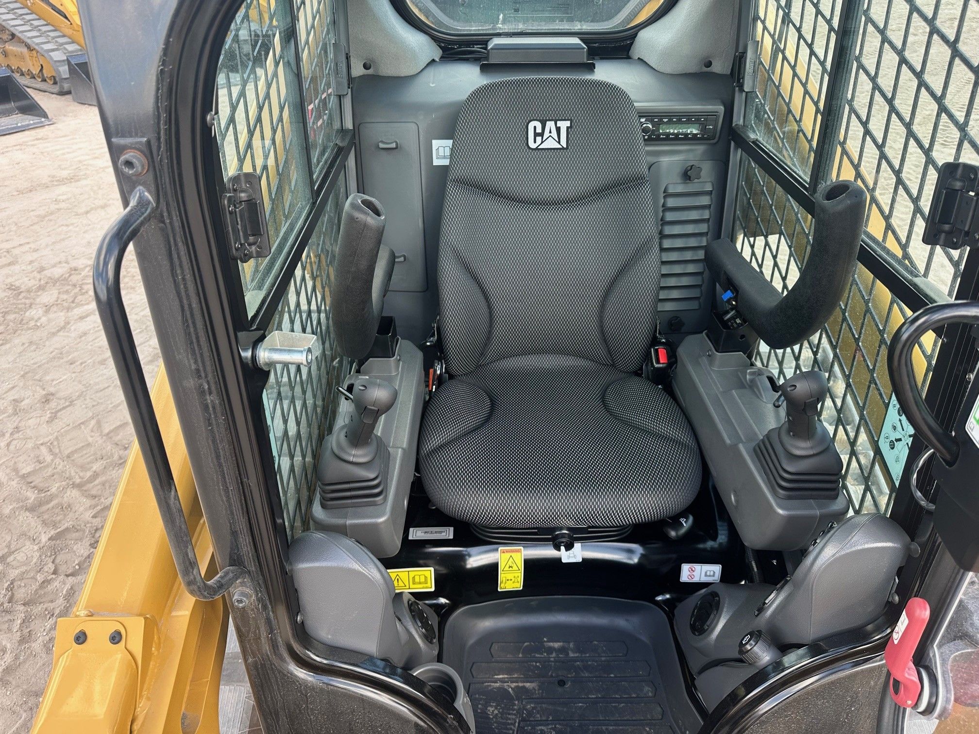 2024 CAT 299D3 Photo 7 Thumbnail