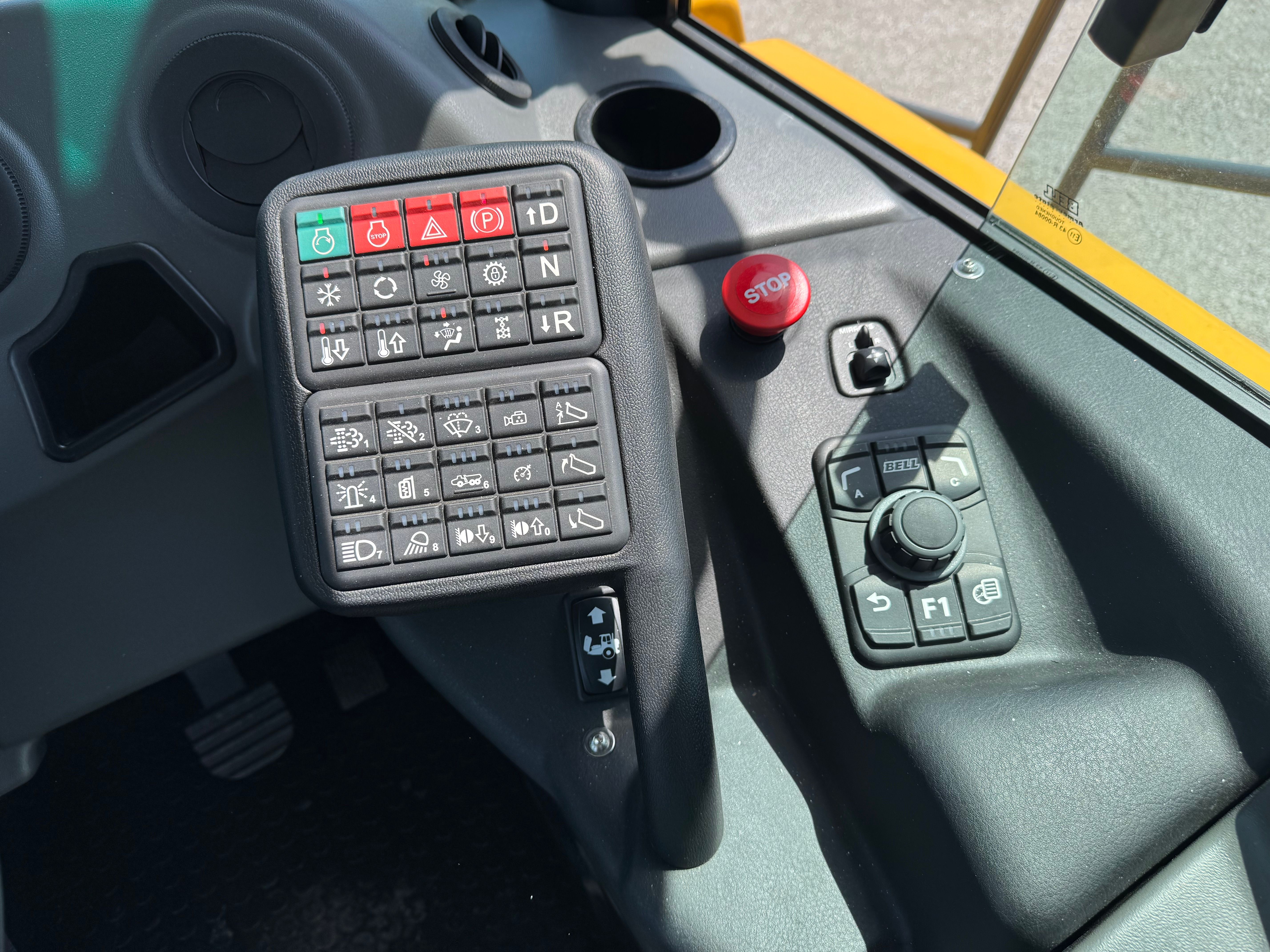 2025 BELL B45E Photo 3 Thumbnail