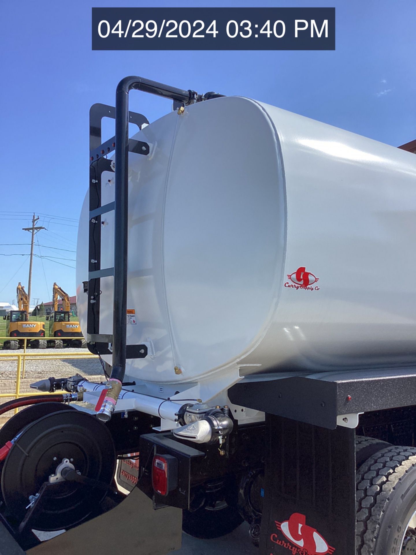 2025 PETERBILT 548 WATER Photo 7 Thumbnail