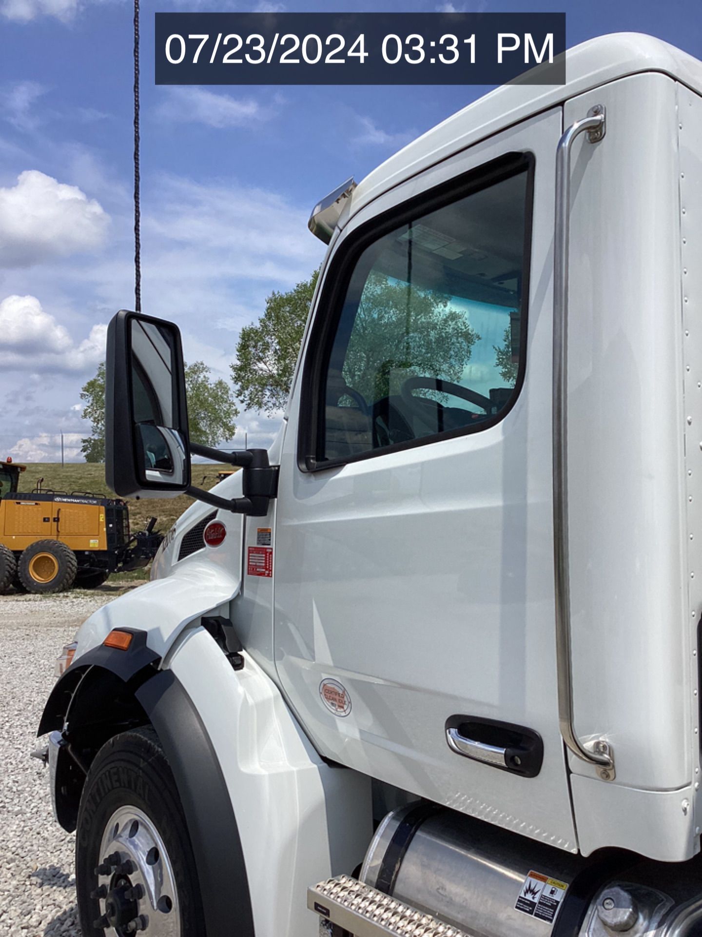 2025 PETERBILT 548 WATER Photo 11 Thumbnail