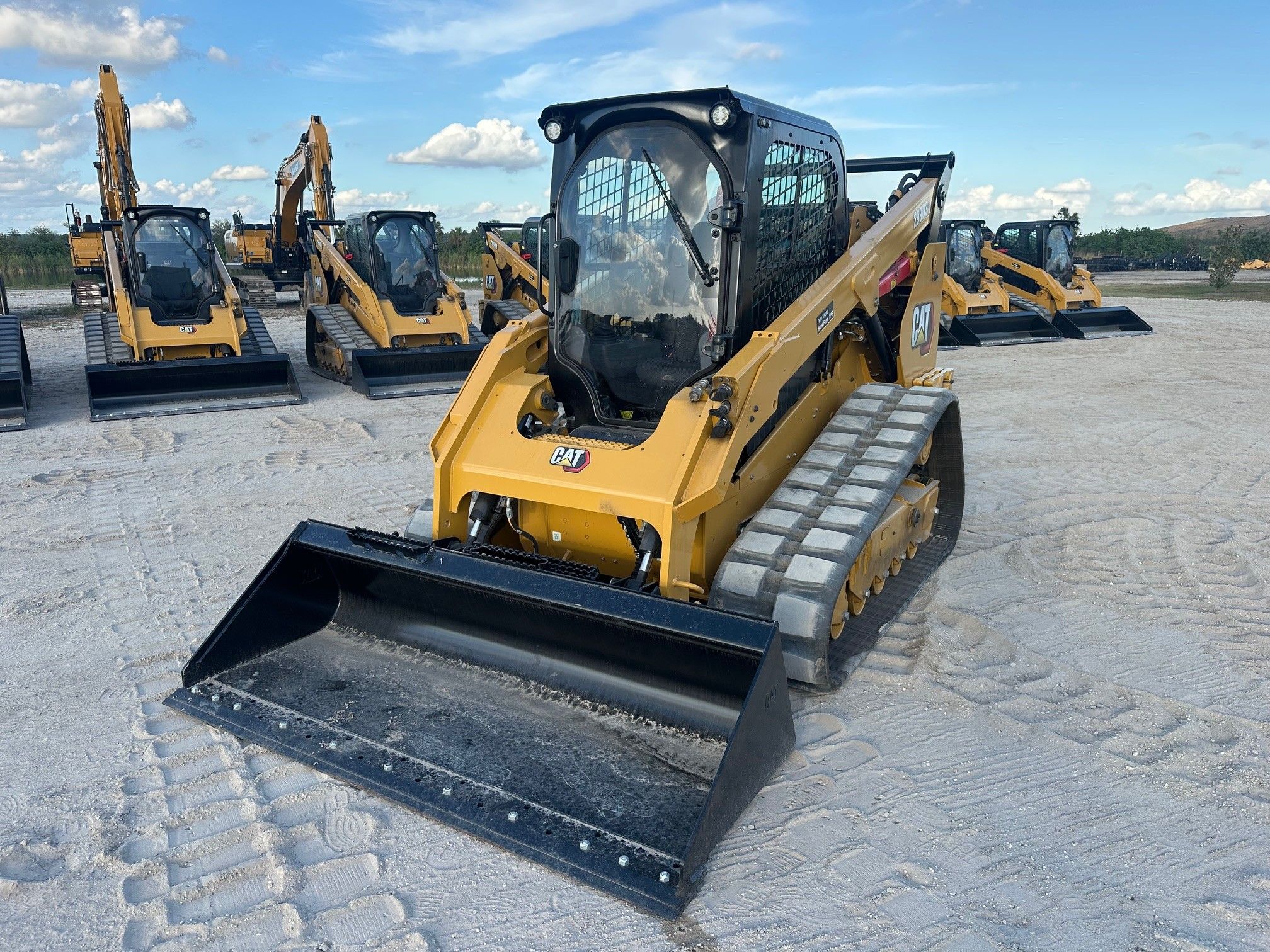 2024 CAT 299D3 Photo 1 Thumbnail