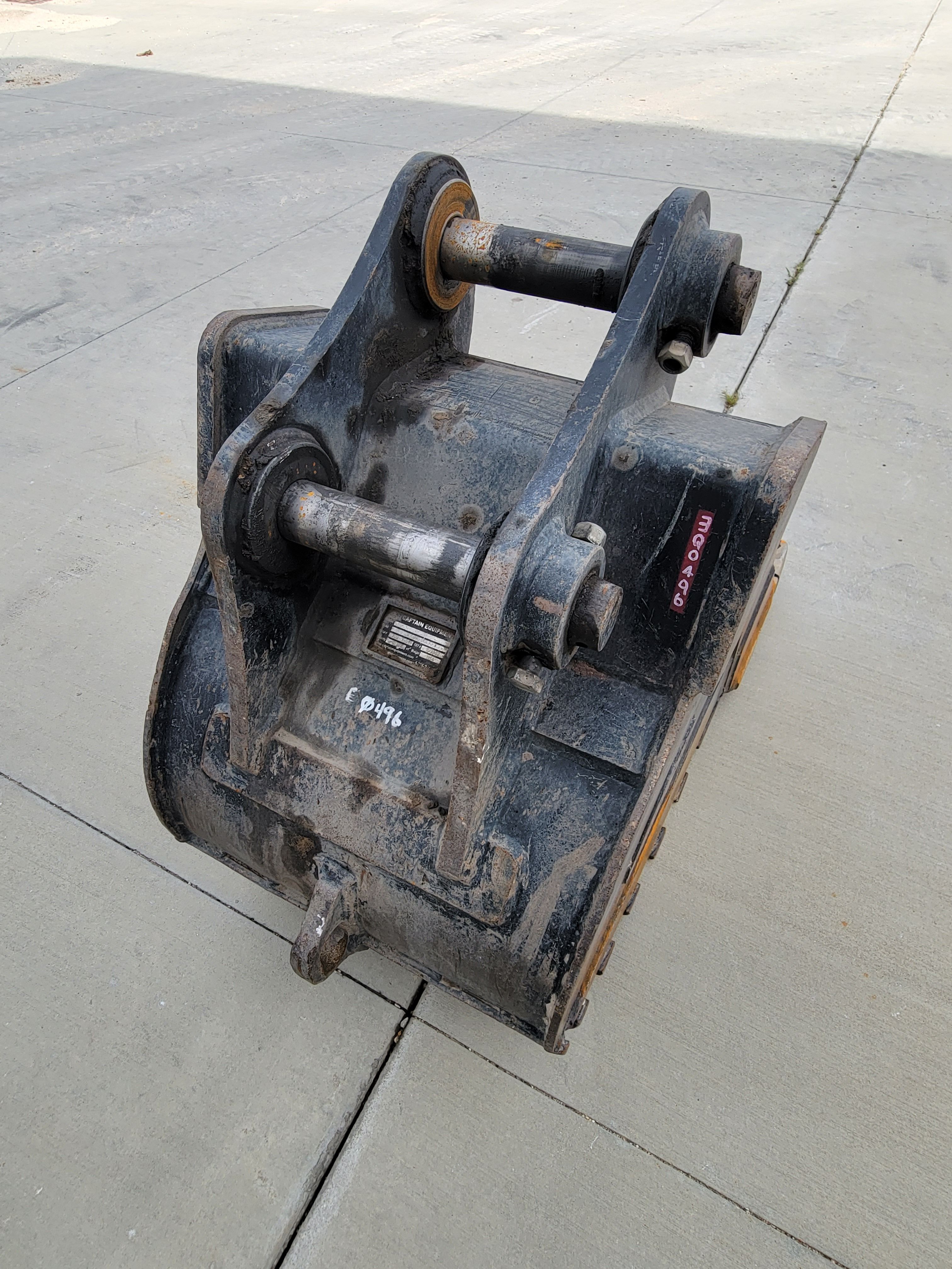 30" BUCKET FOR SY155U Photo 3 Thumbnail