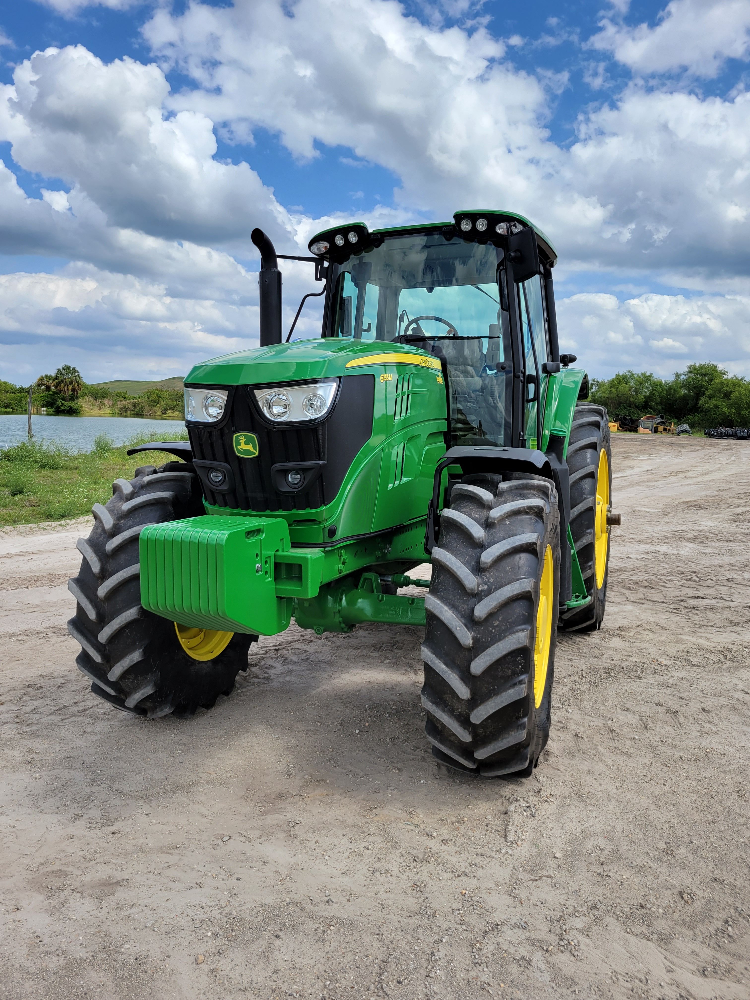 2021 JOHN DEERE 6155M Photo 1 Thumbnail