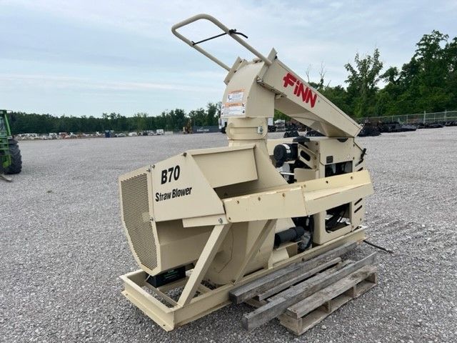 2018 FINN B70RH-39 SKID MOUNT STRAW BLOWER Photo 4 Thumbnail