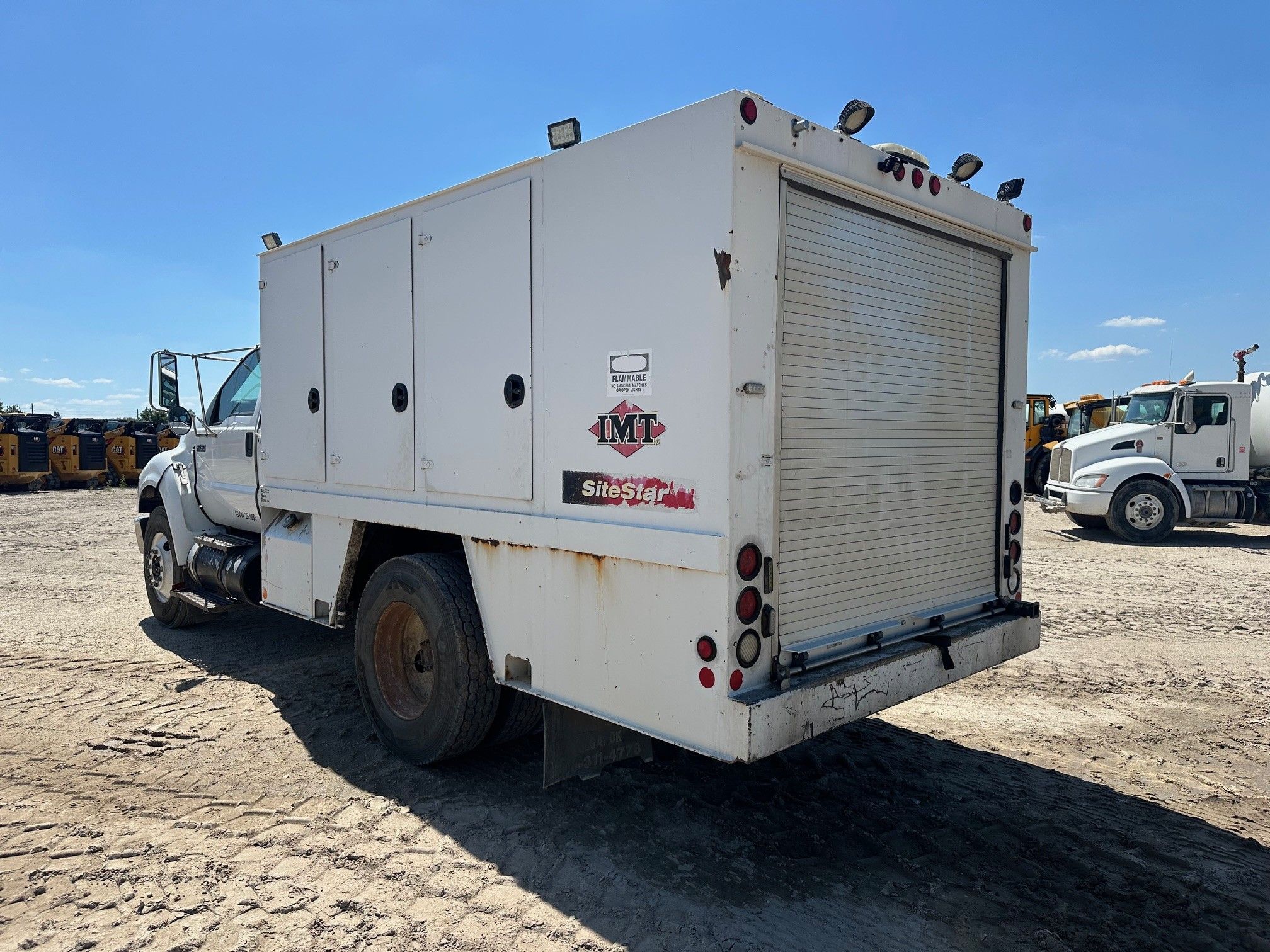 2008 FORD F750 LUBE Photo 3 Thumbnail