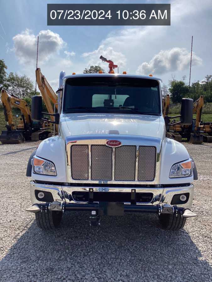 2025 PETERBILT 548 WATER Photo 1