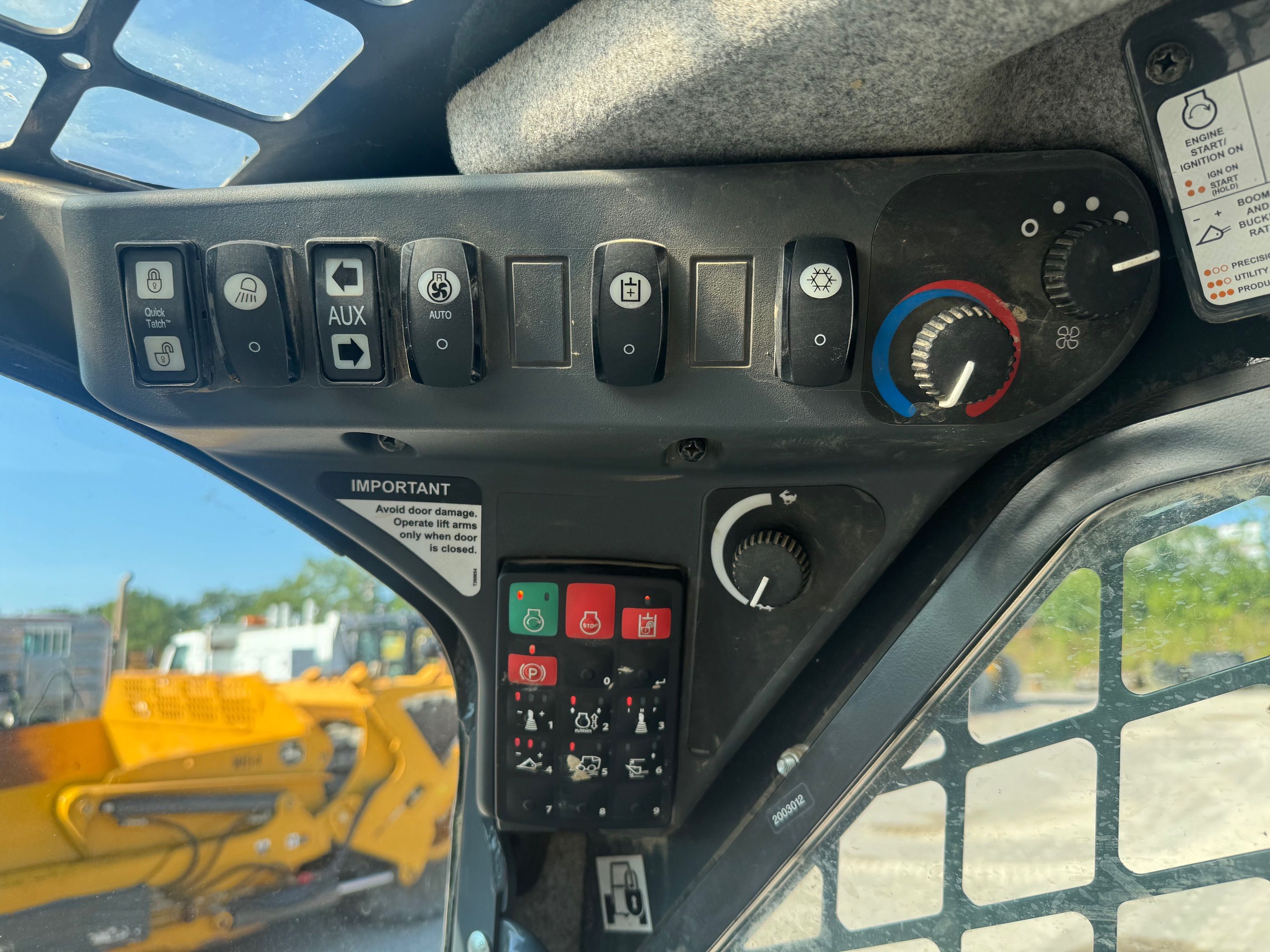 2024 JOHN DEERE 333G Photo 8 Thumbnail