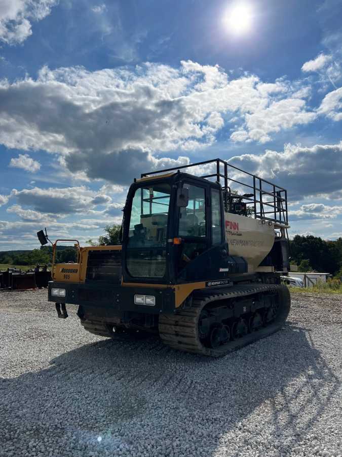 2014 MOROOKA MOROOKA MST 2200VD CRAWLER CARRIER Photo 1