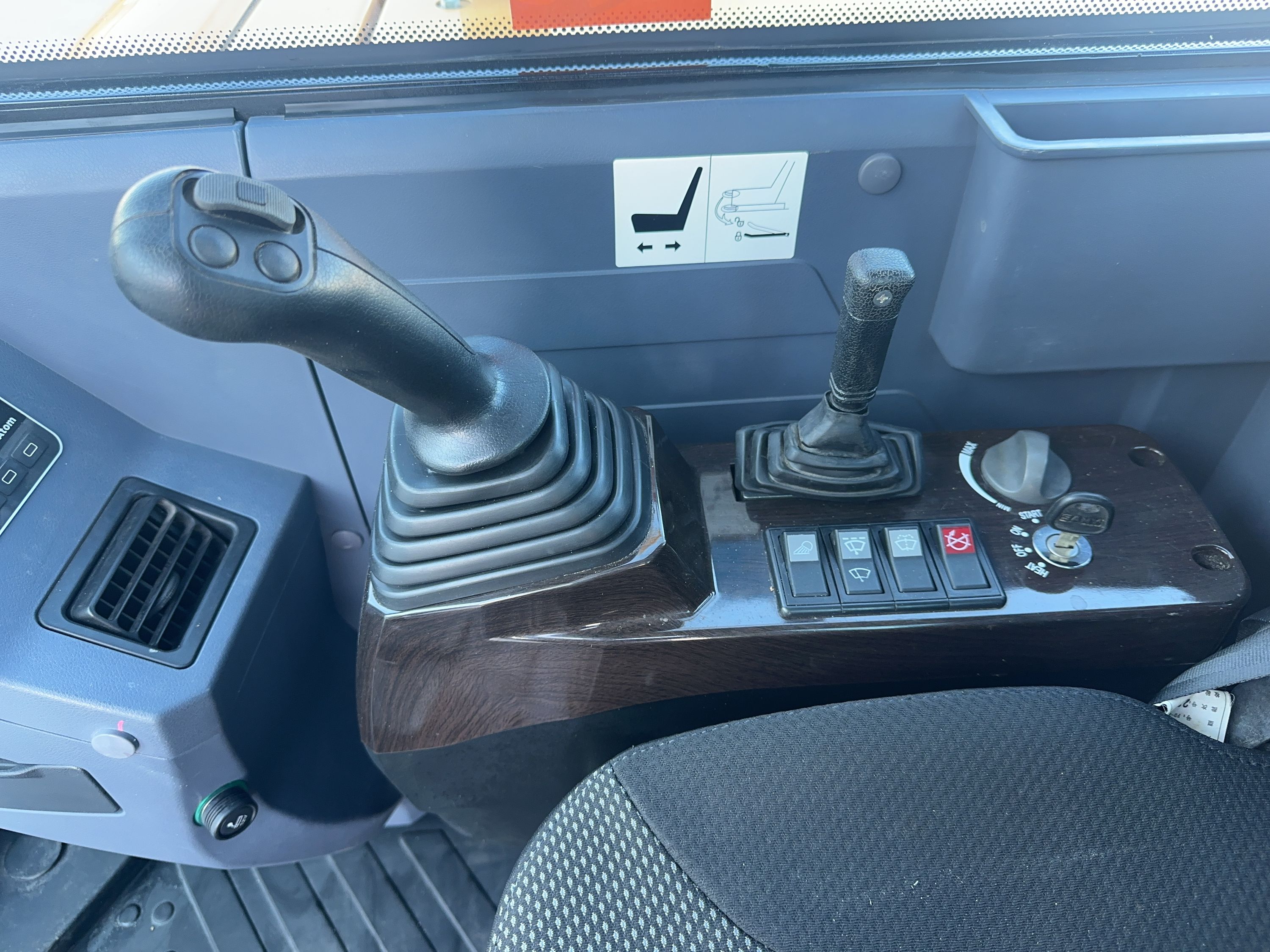 2023 SANY SY60C Photo 19 Thumbnail