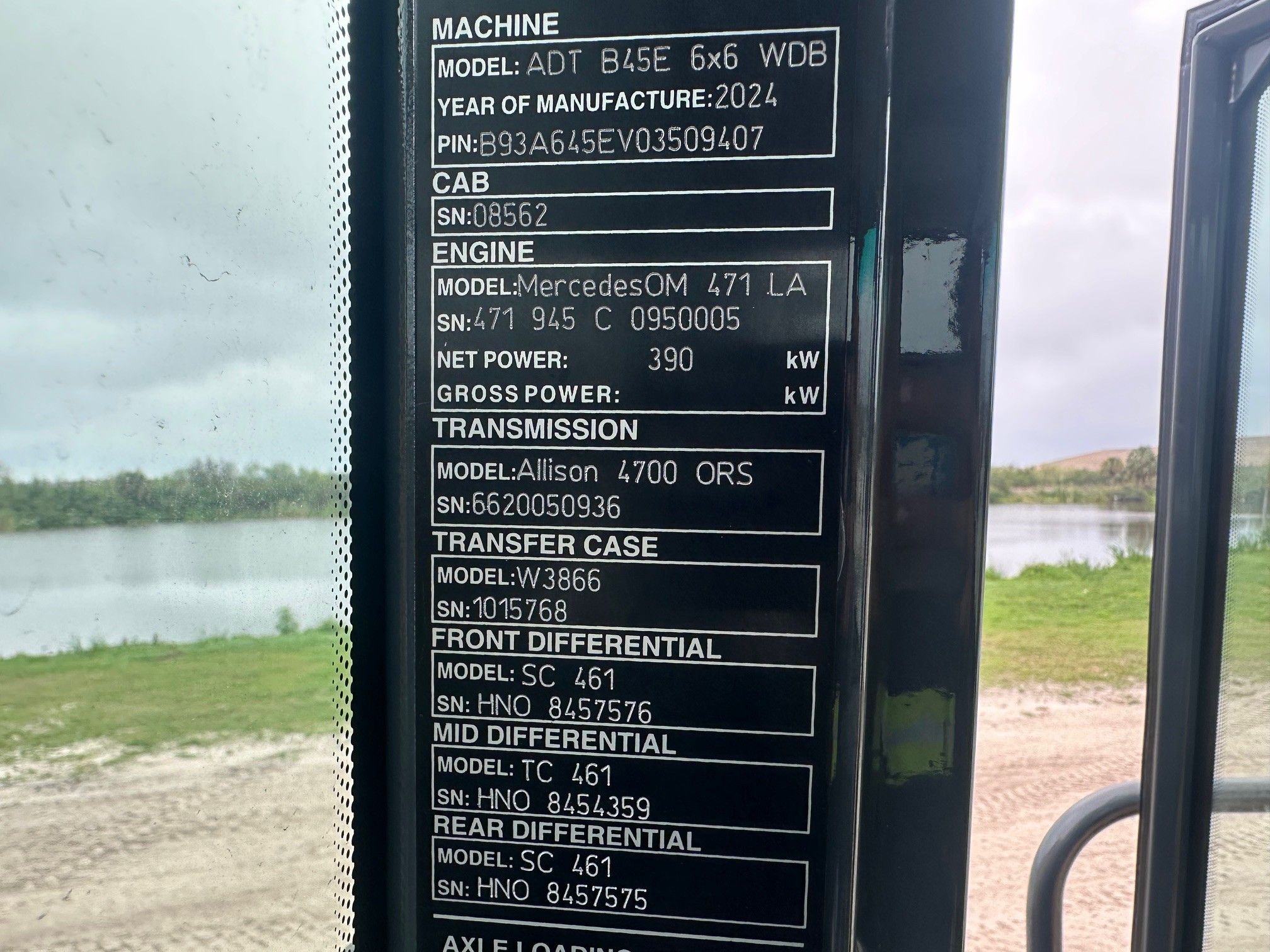 2025 BELL B45E Photo 10 Thumbnail