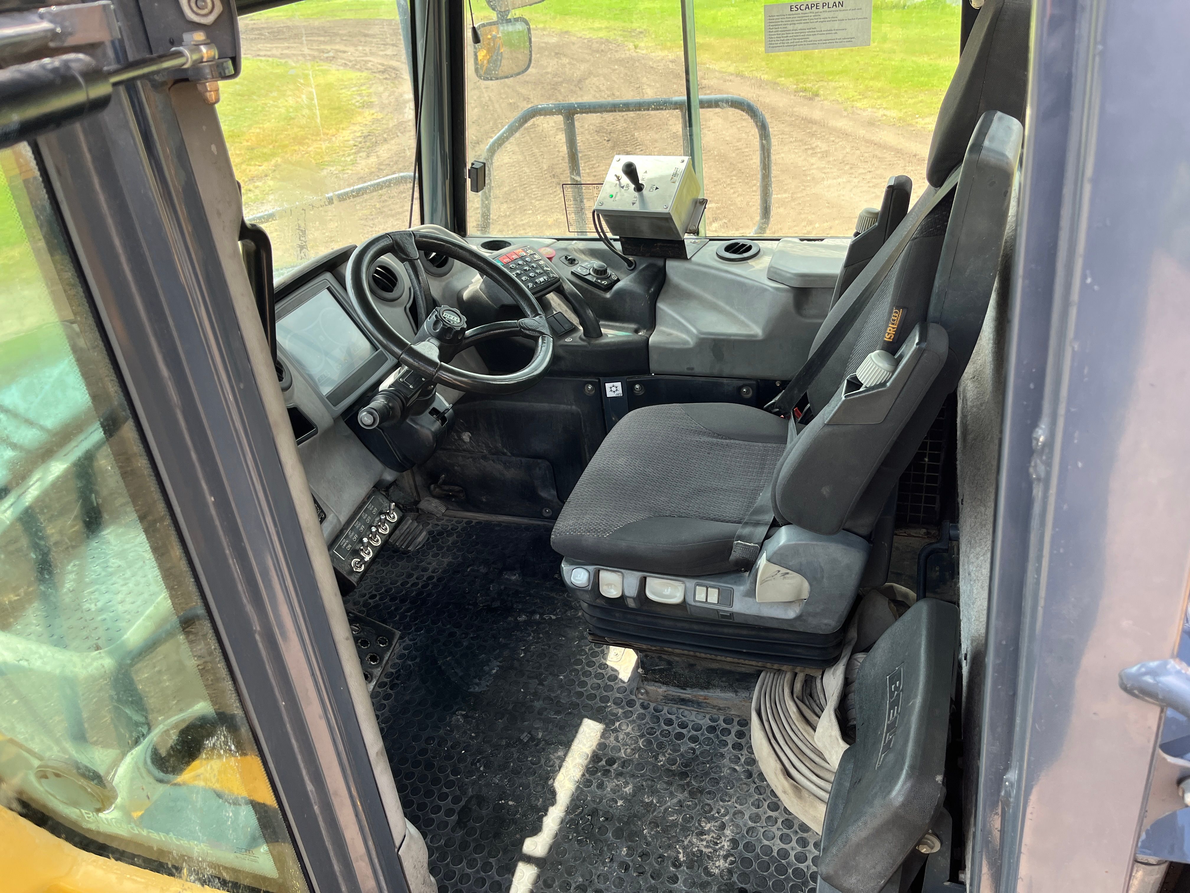 2016 BELL B25E Photo 7 Thumbnail