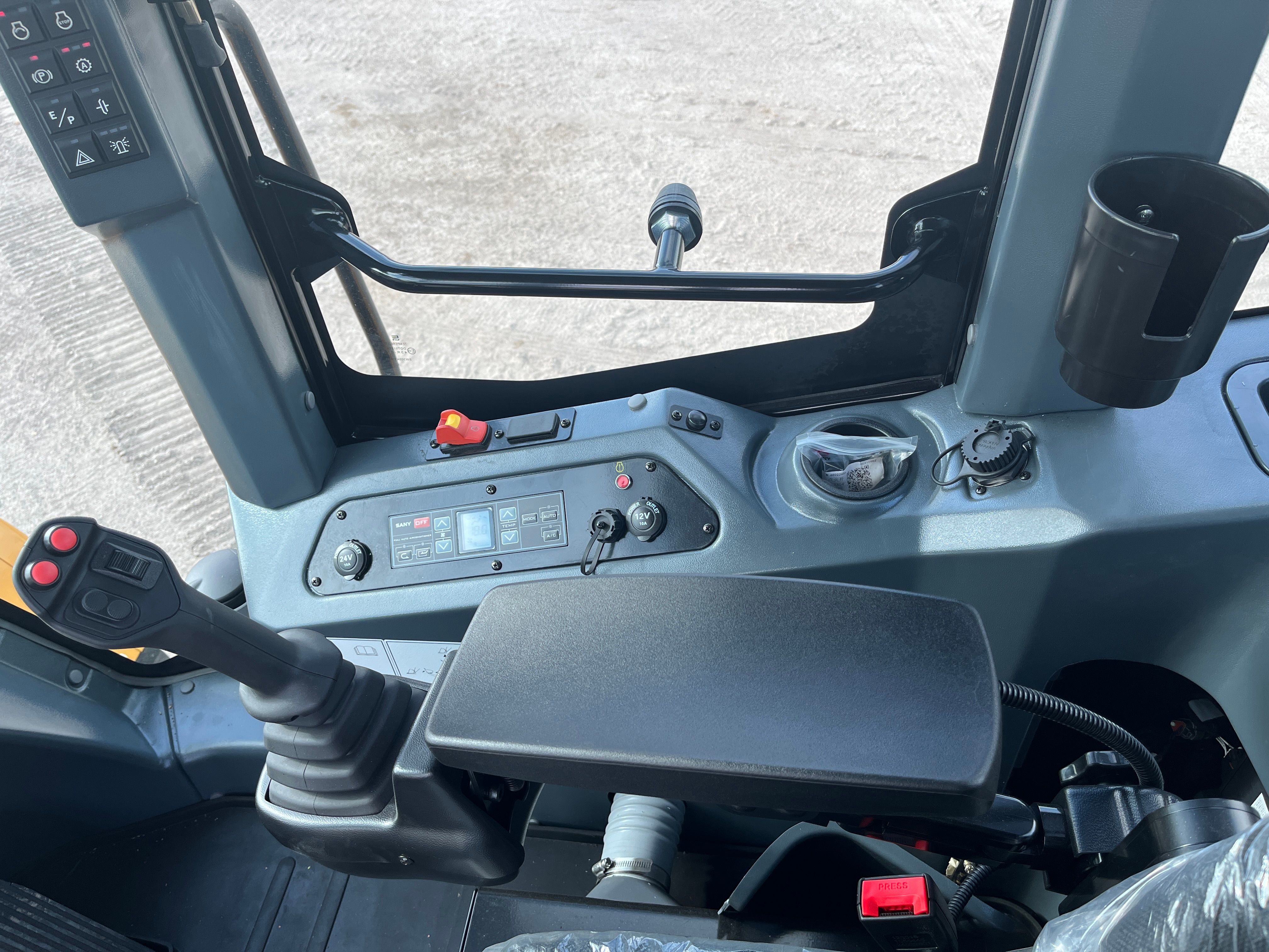 2025 SANY SW305K Photo 8 Thumbnail