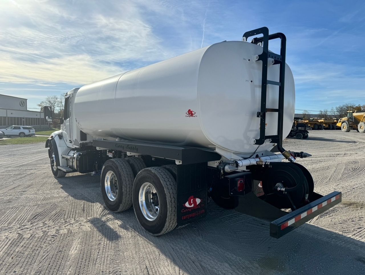 2025 PETERBILT 548 WATER Photo 2 Thumbnail