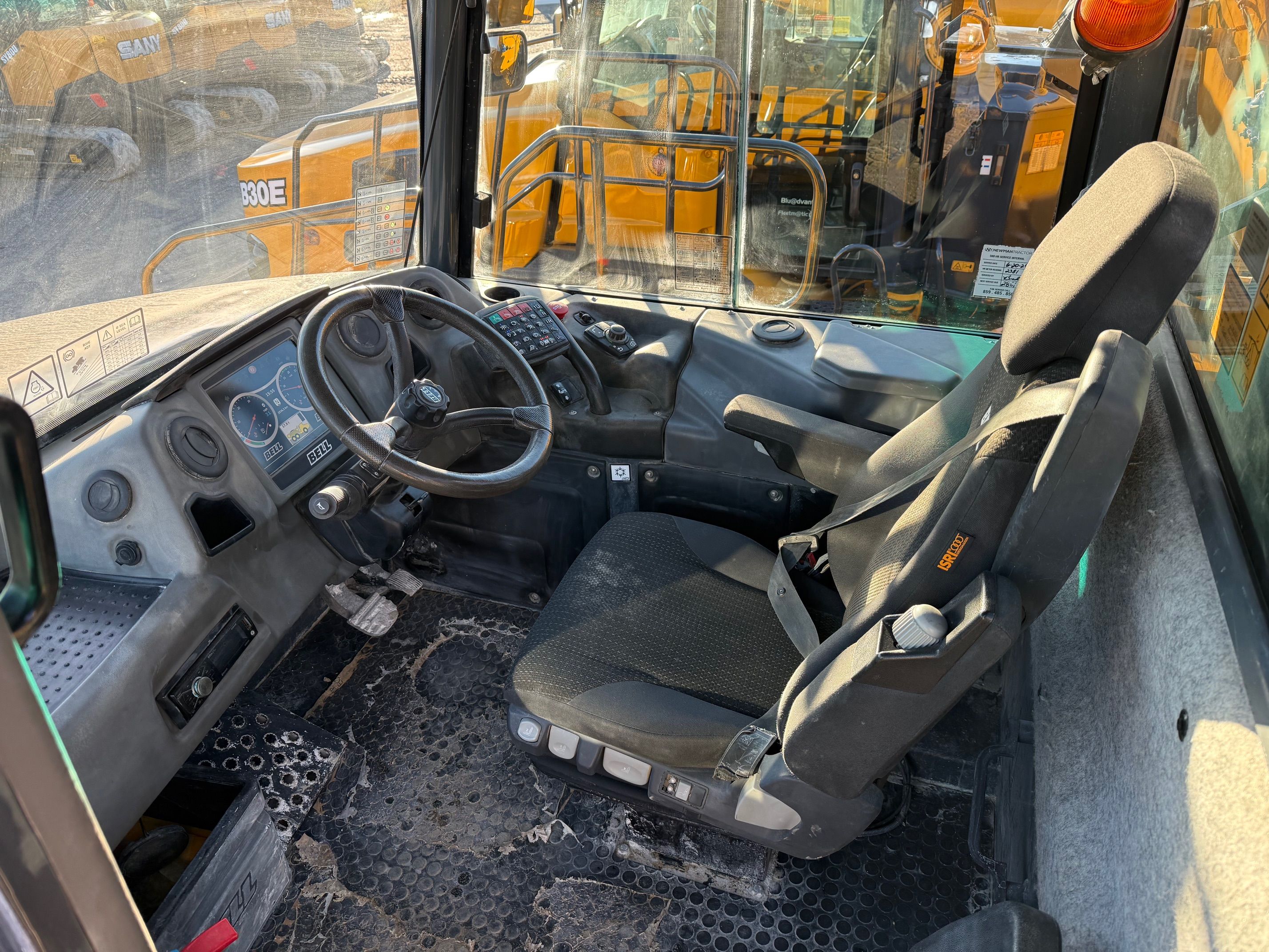 2021 BELL B30E Photo 7 Thumbnail